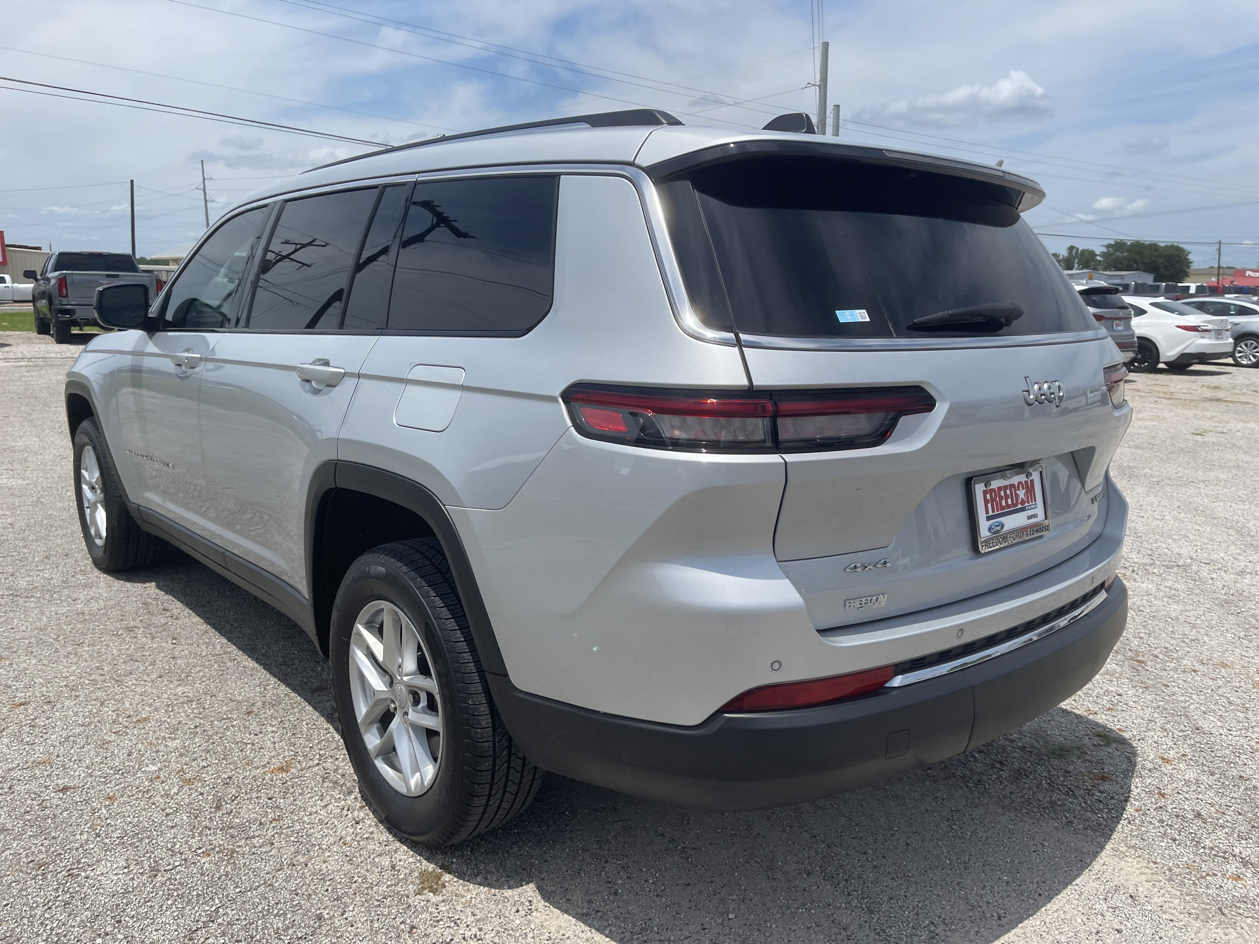 2023 Jeep Grand Cherokee L Laredo