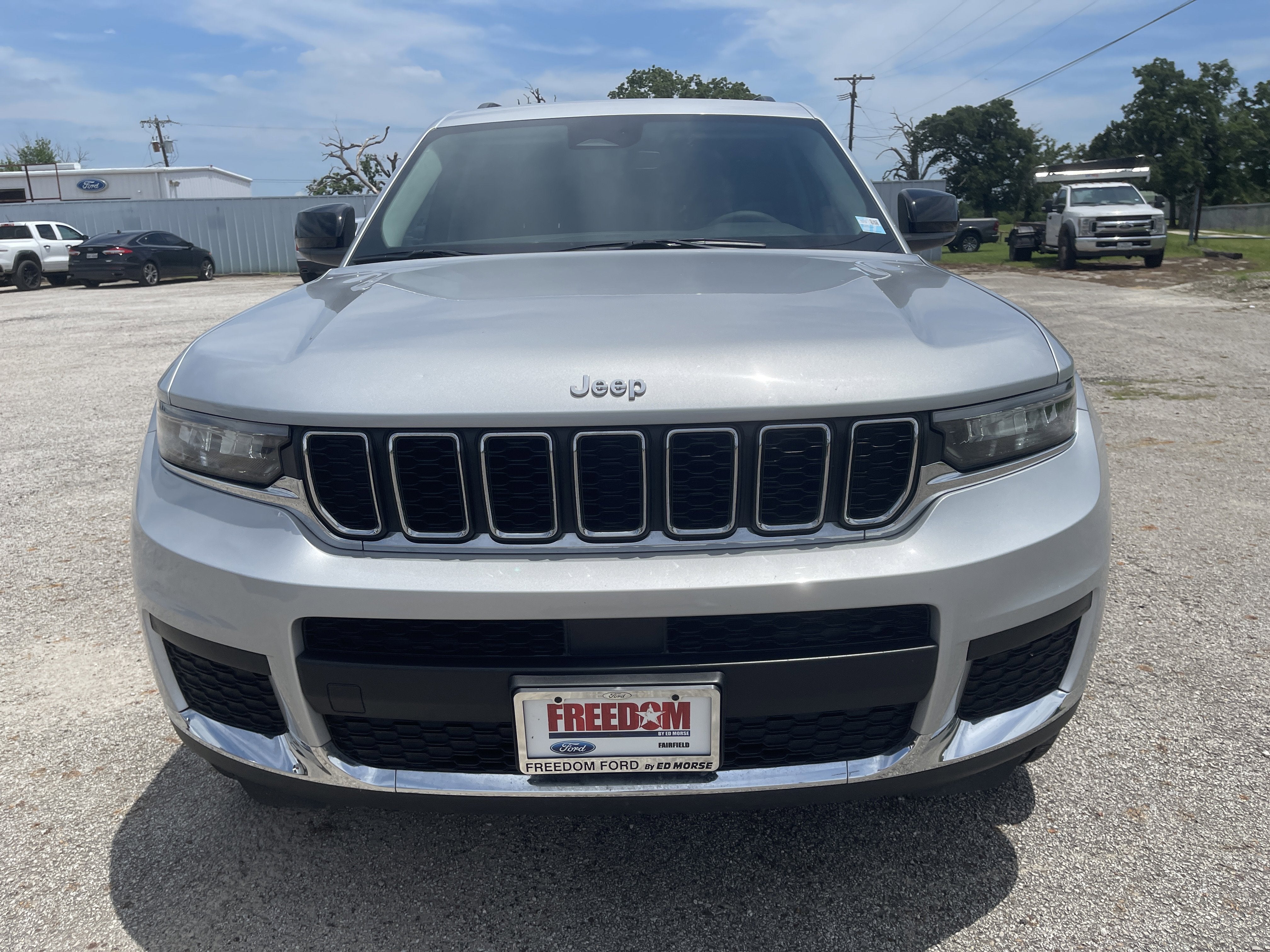 2023 Jeep Grand Cherokee L Laredo