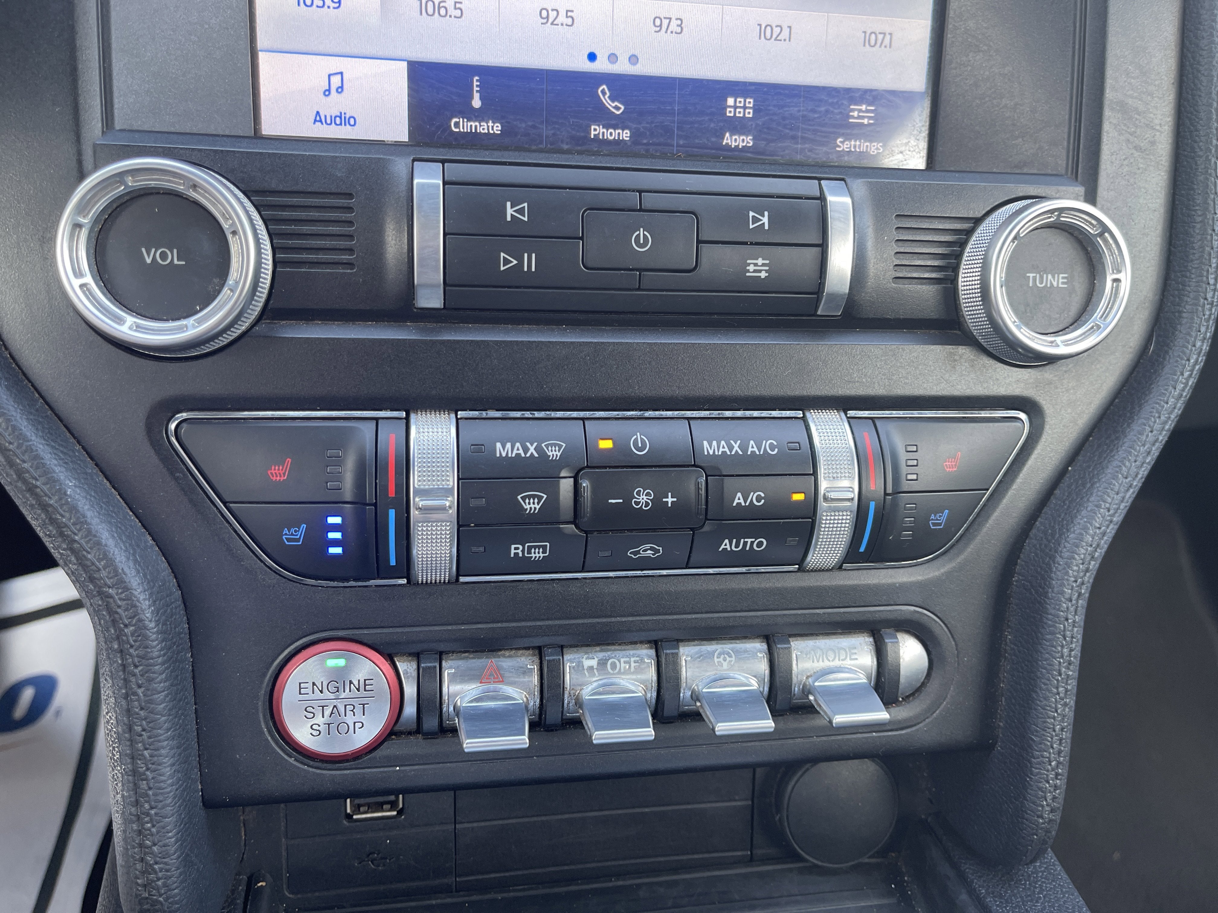 2022 Ford Mustang EcoBoost Premium