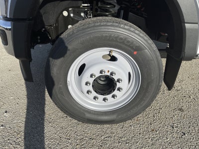 2026 Ford Super Duty F-600 DRW XLT