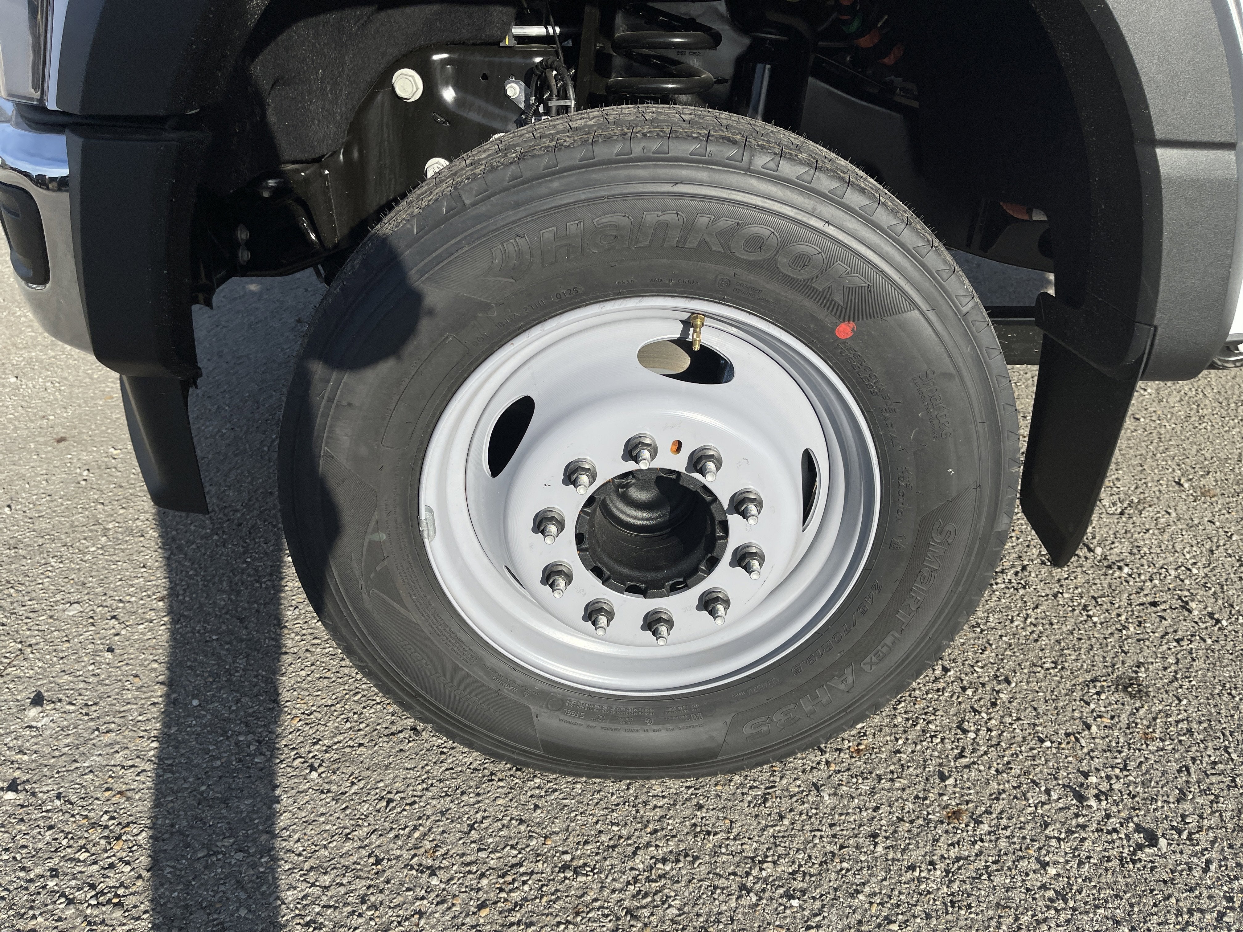 2026 Ford Super Duty F-600 DRW XLT