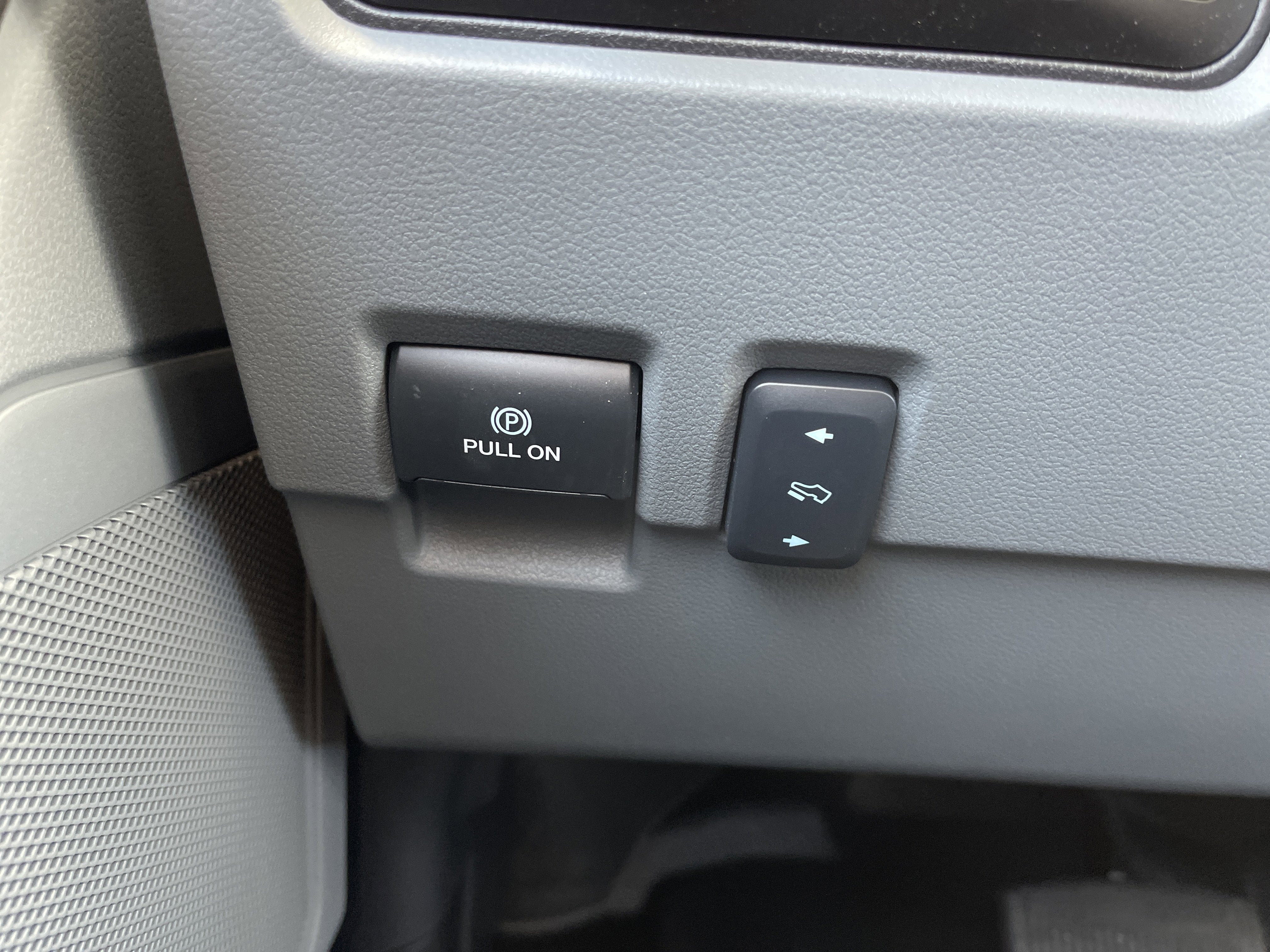 2026 Ford Super Duty F-600 DRW XLT