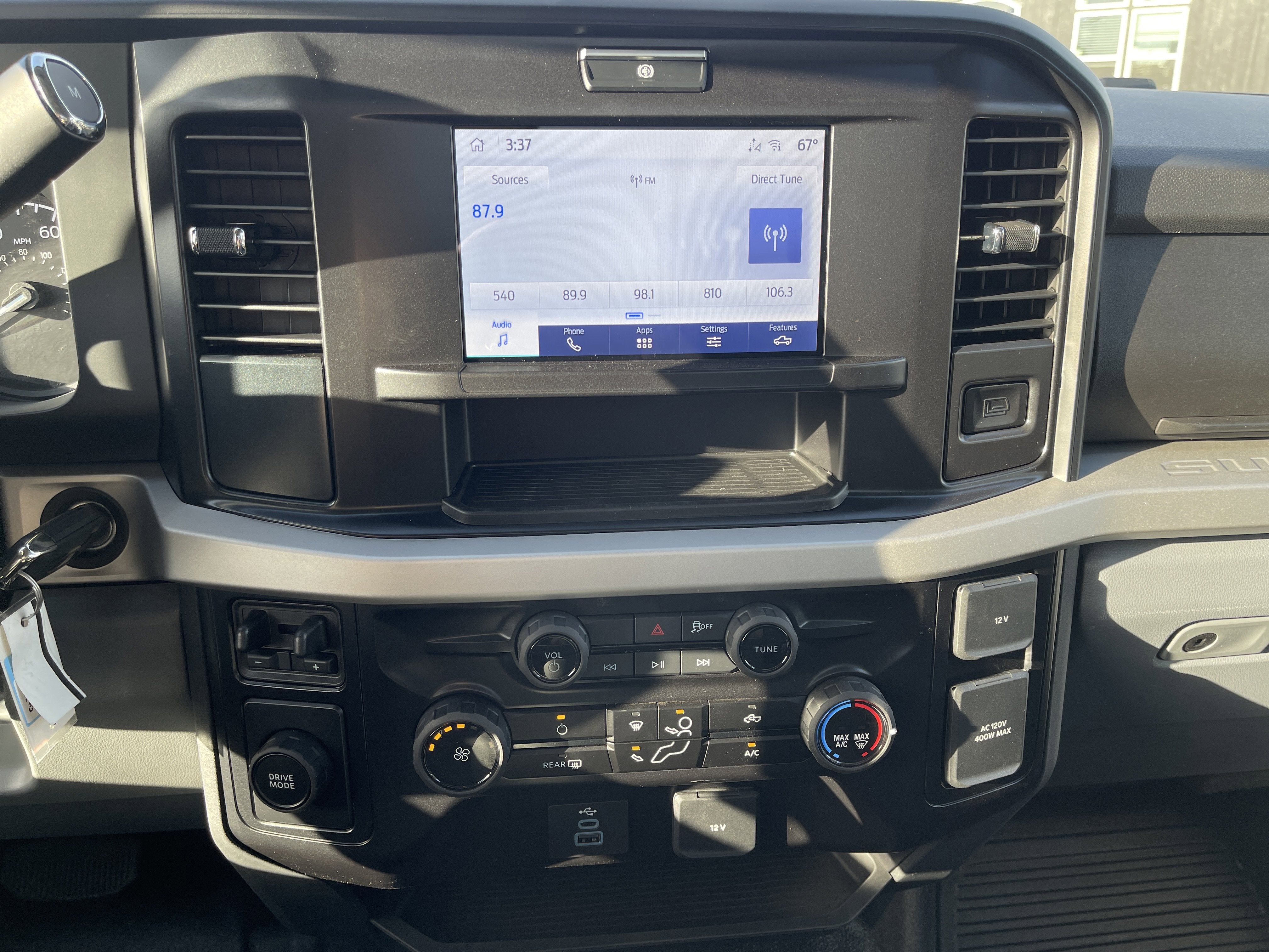 2026 Ford Super Duty F-600 DRW XLT