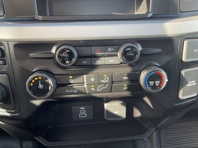 2026 Ford Super Duty F-600 DRW XLT