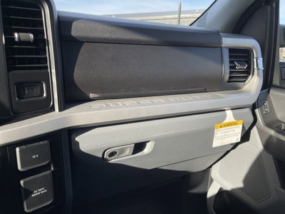 2026 Ford Super Duty F-600 DRW XLT