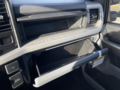 2026 Ford Super Duty F-600 DRW XLT