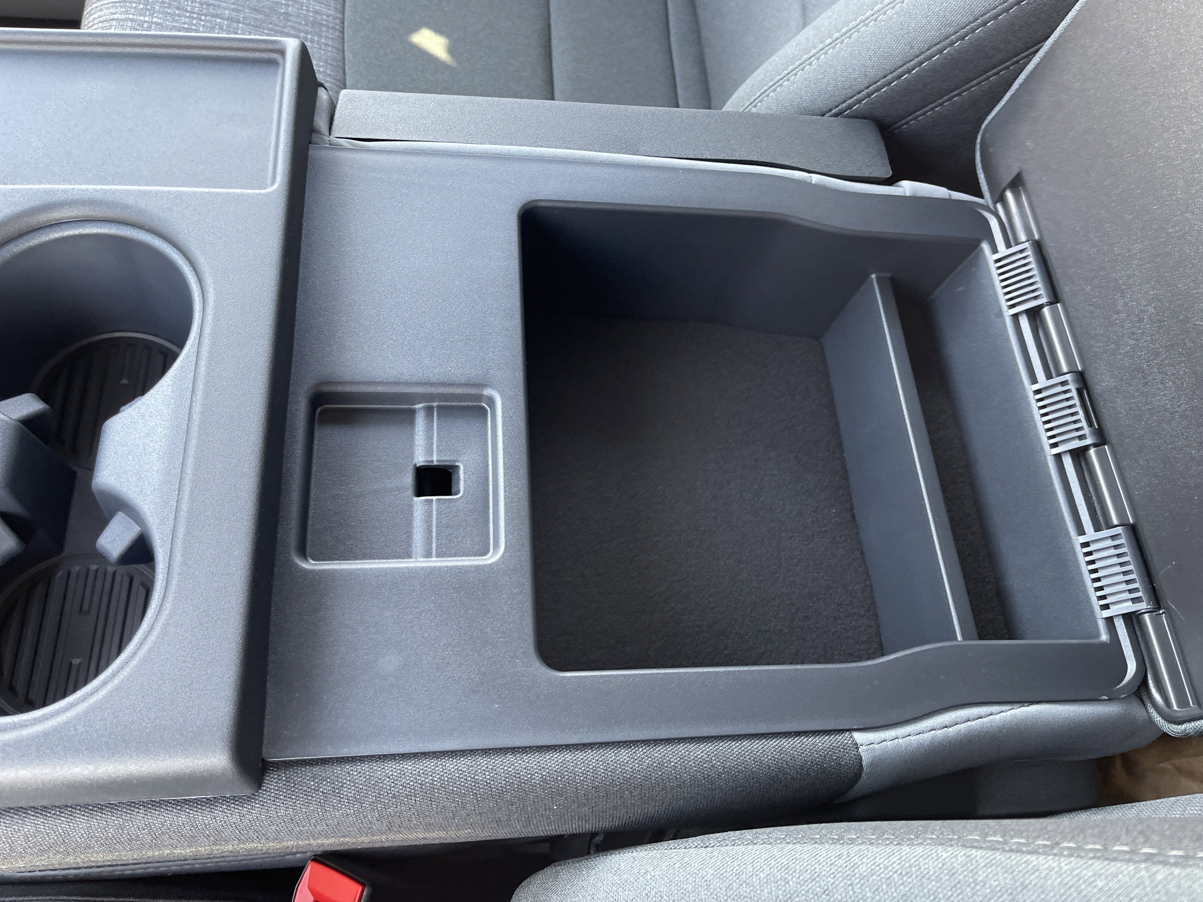 2026 Ford Super Duty F-600 DRW XLT