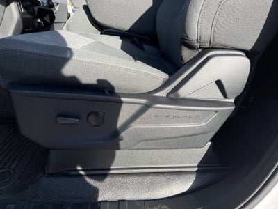 2026 Ford Super Duty F-600 DRW XLT