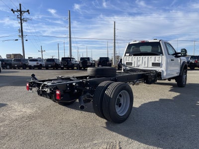 2026 Ford Super Duty F-600 DRW XLT