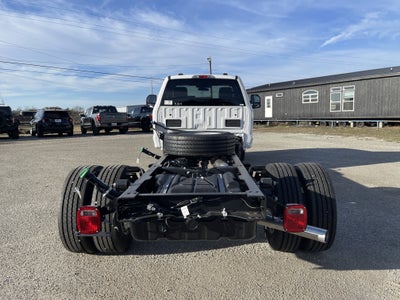 2026 Ford Super Duty F-600 DRW XLT