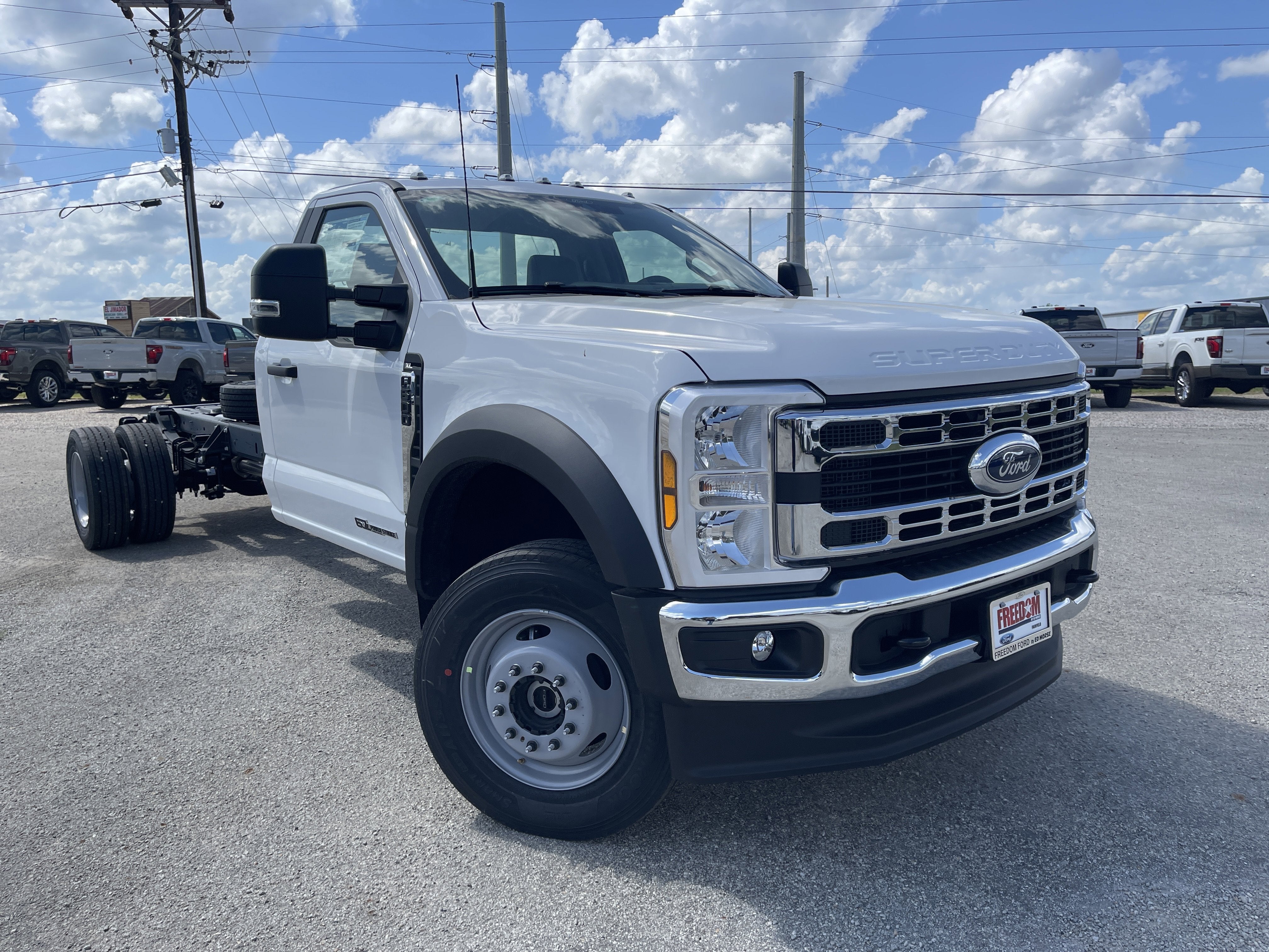 2026 Ford Super Duty F-600 DRW XL