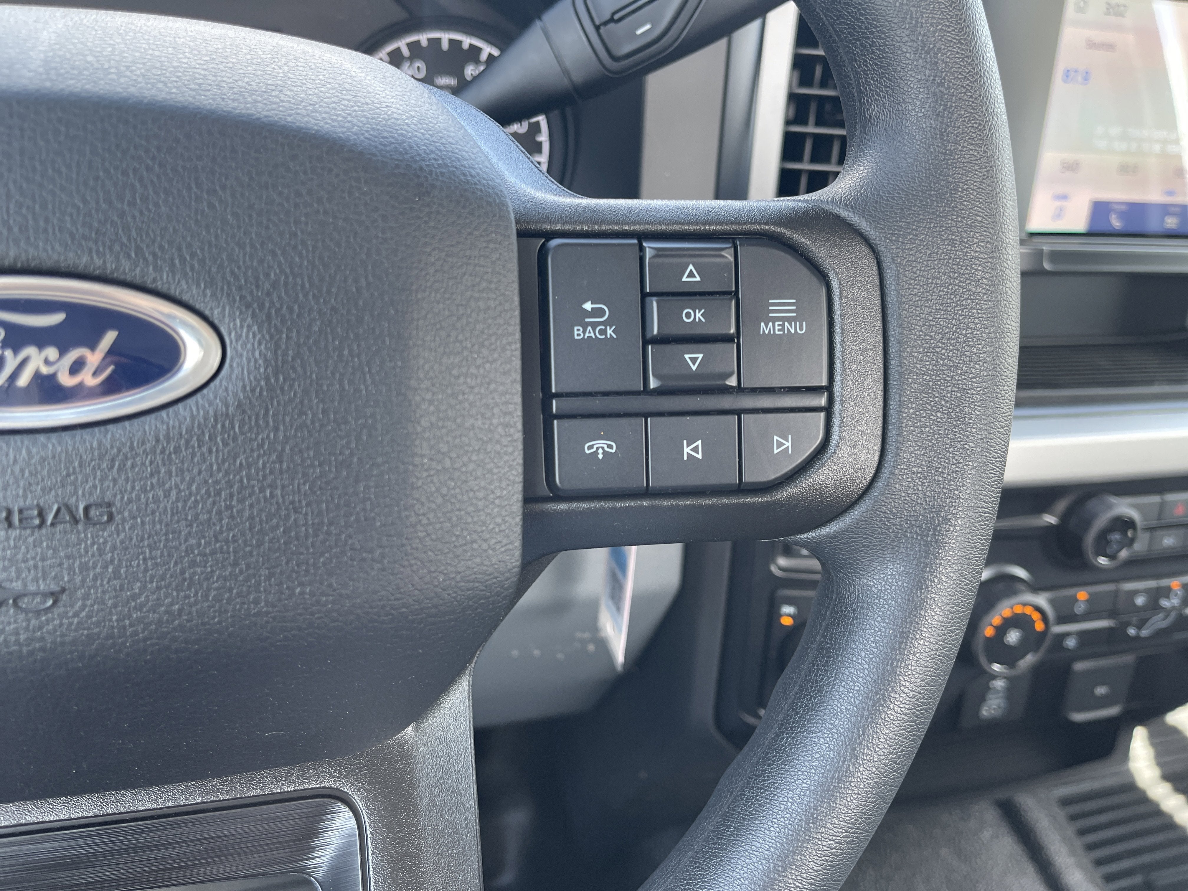 2026 Ford Super Duty F-600 DRW XL