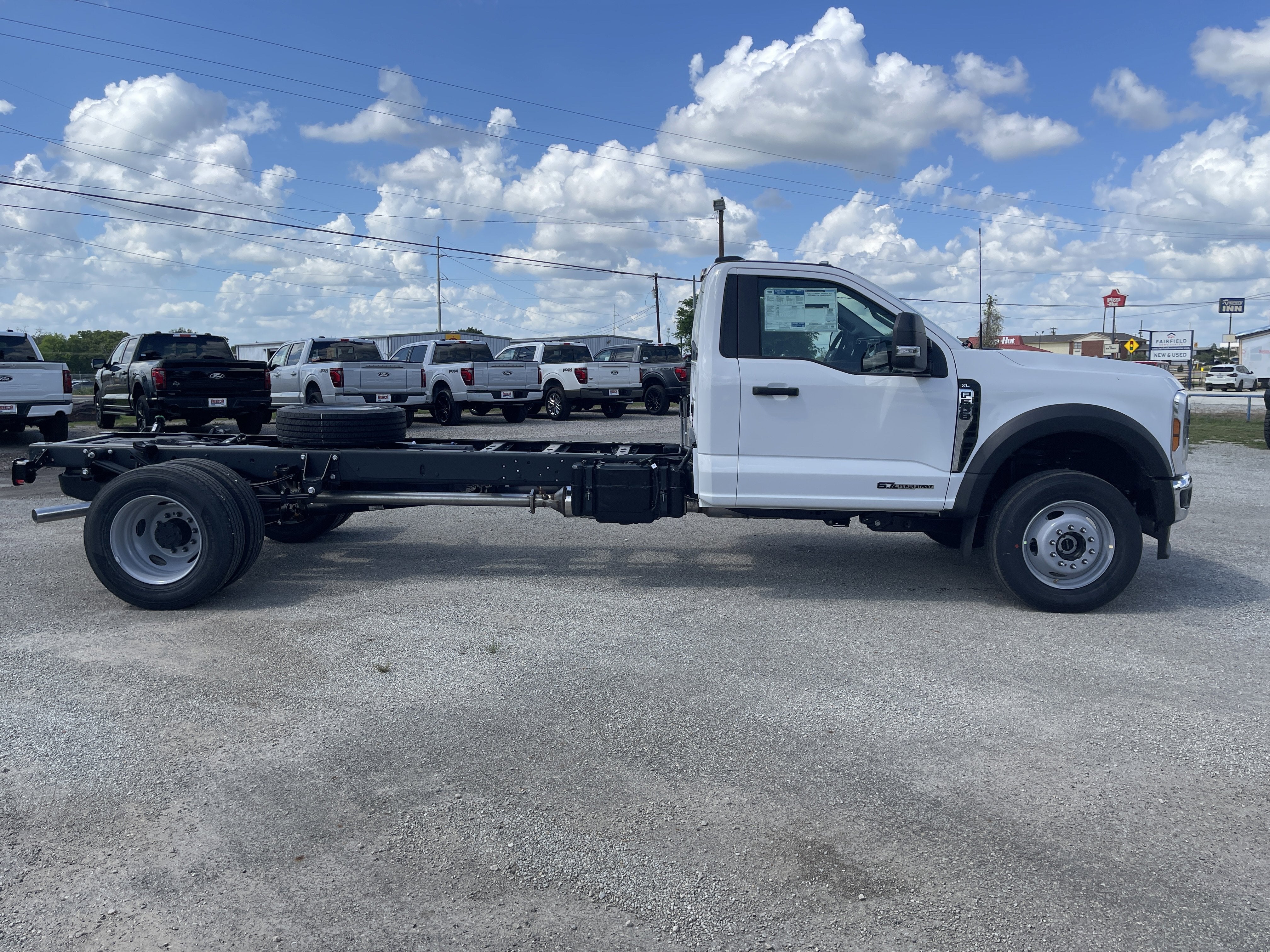 2026 Ford Super Duty F-600 DRW XL