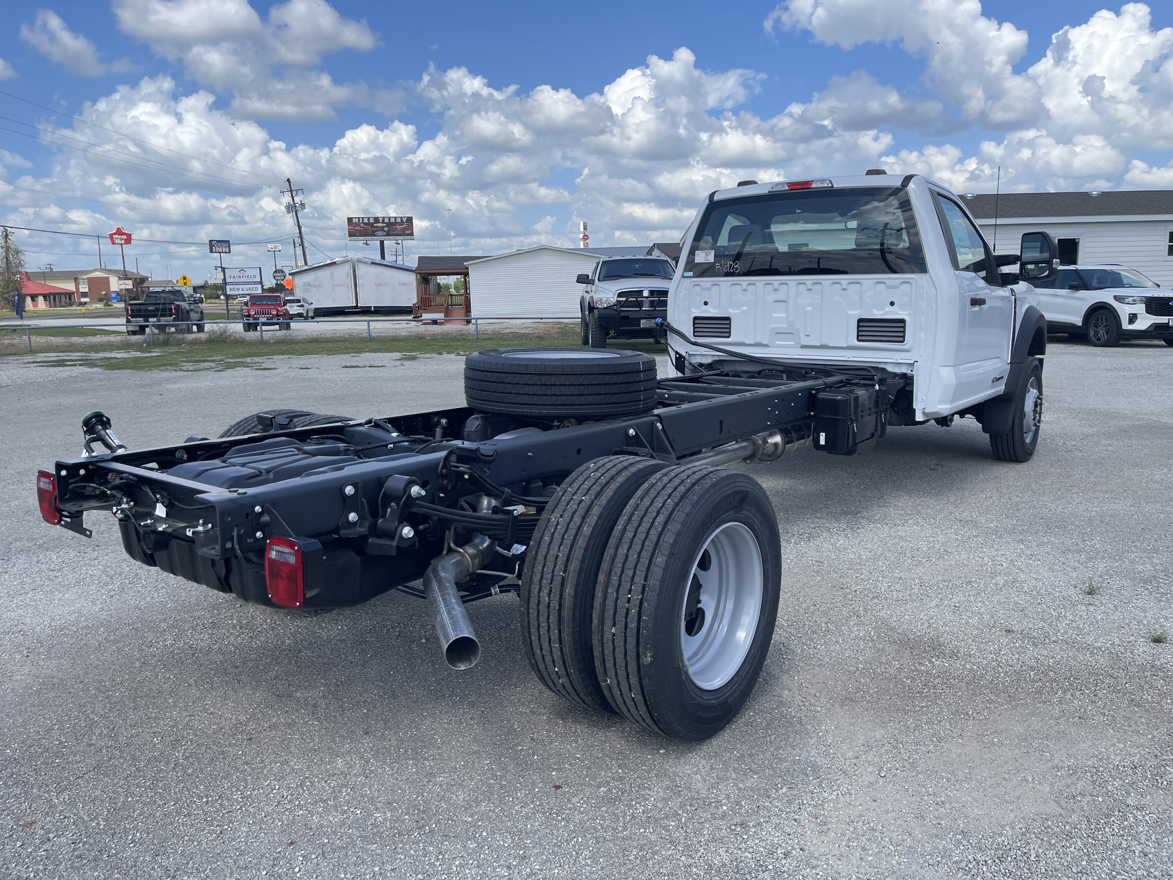 2026 Ford Super Duty F-600 DRW XL