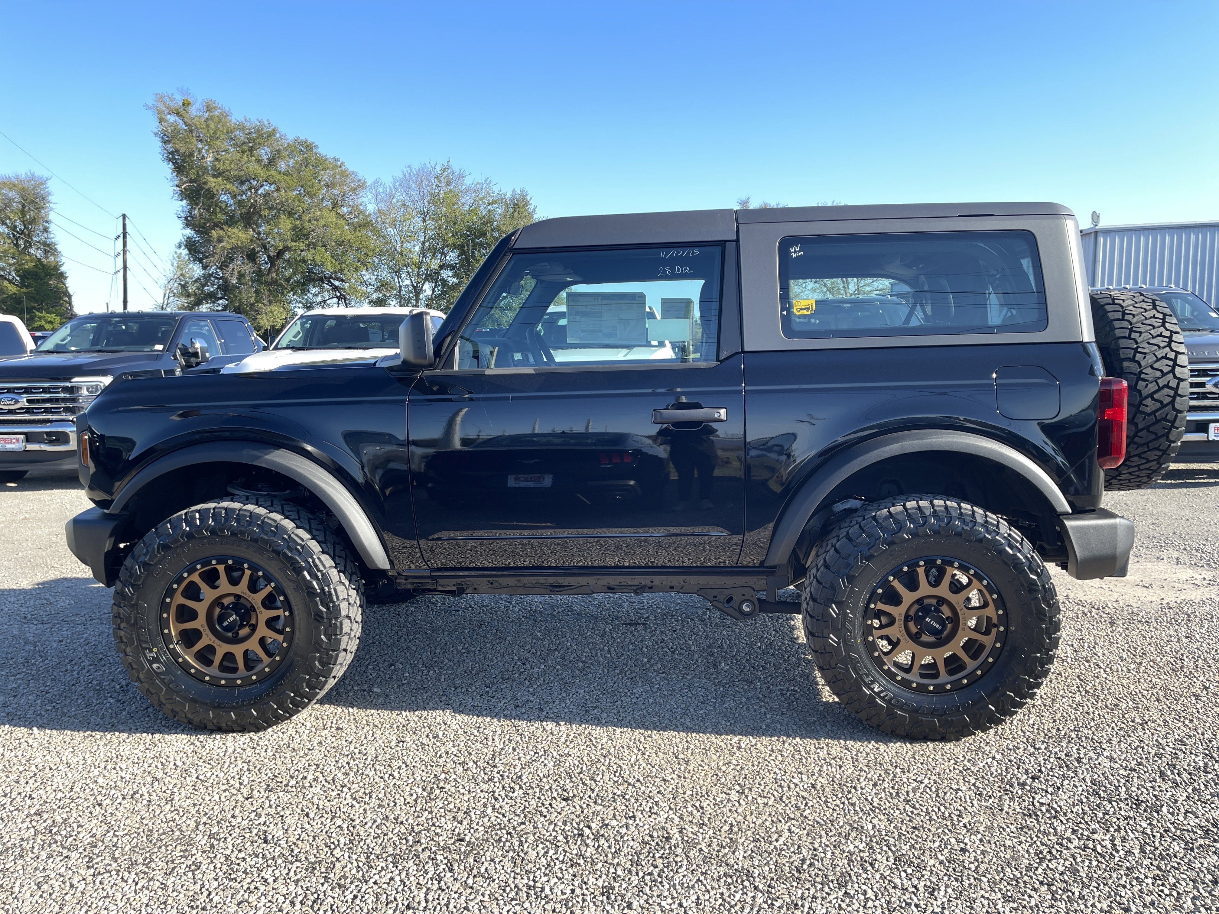 2025 Ford Bronco Base