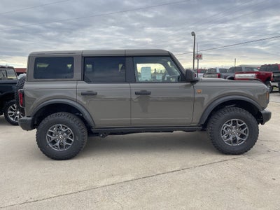 2025 Ford Bronco Badlands