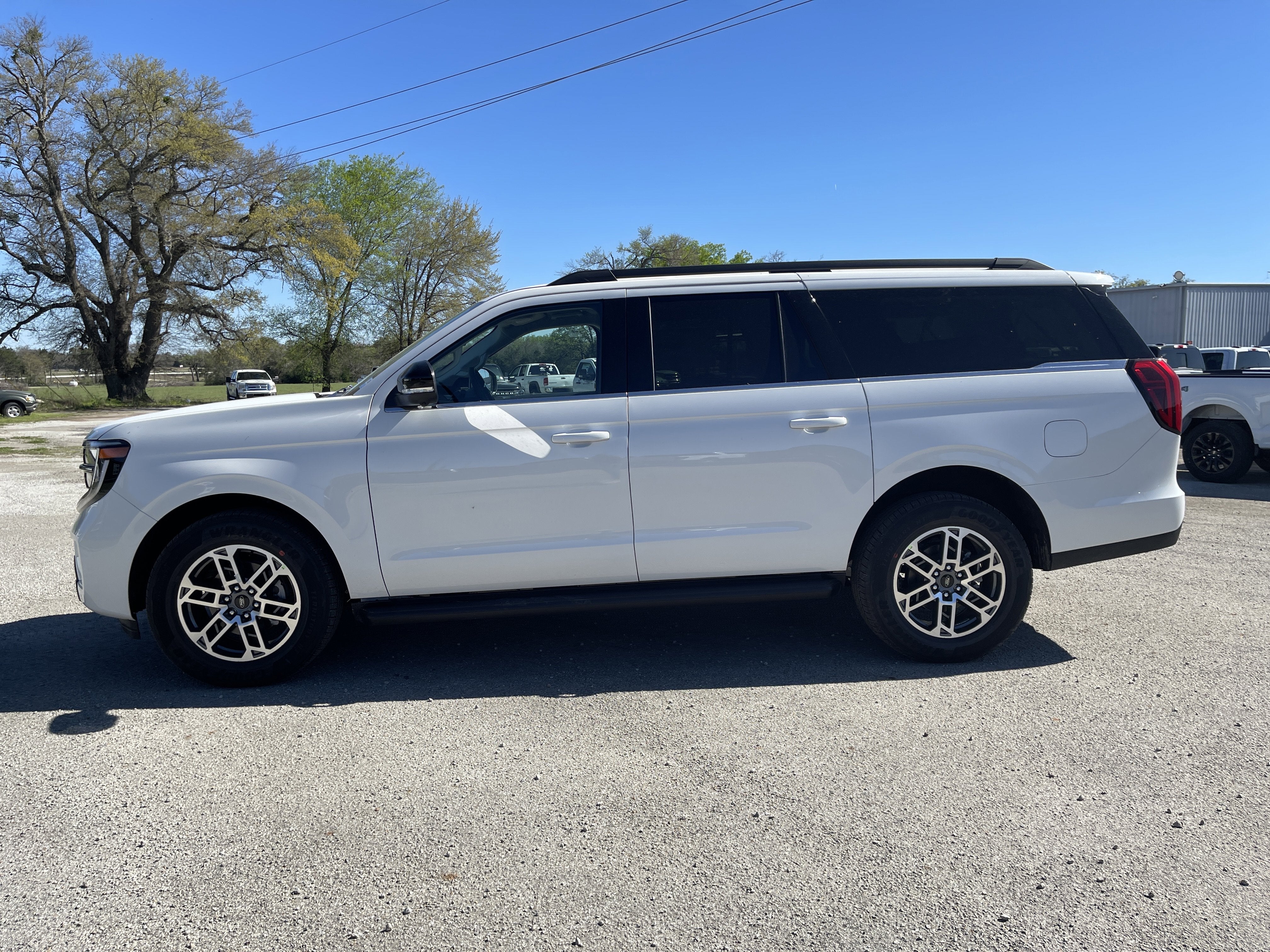 2026 Ford Expedition Max Active