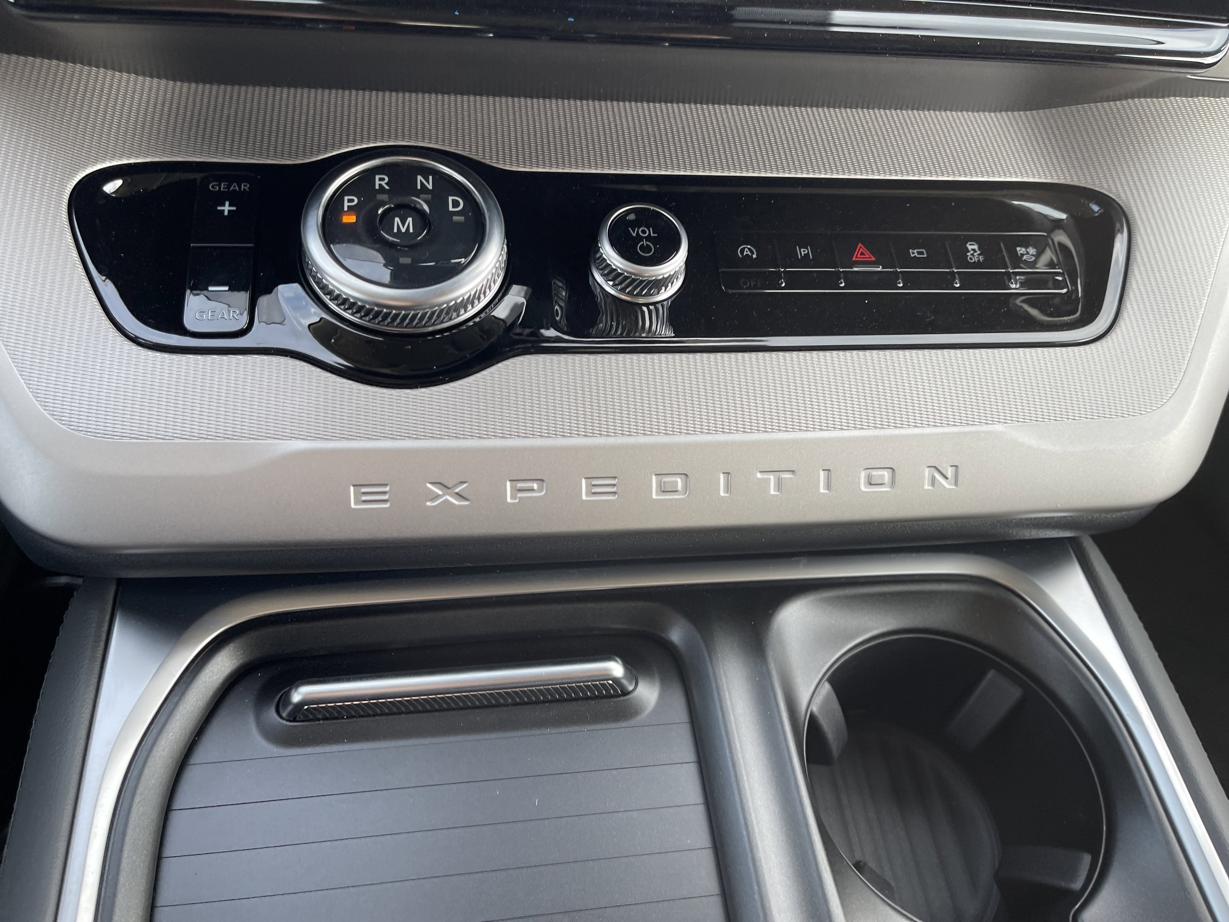 2026 Ford Expedition Active