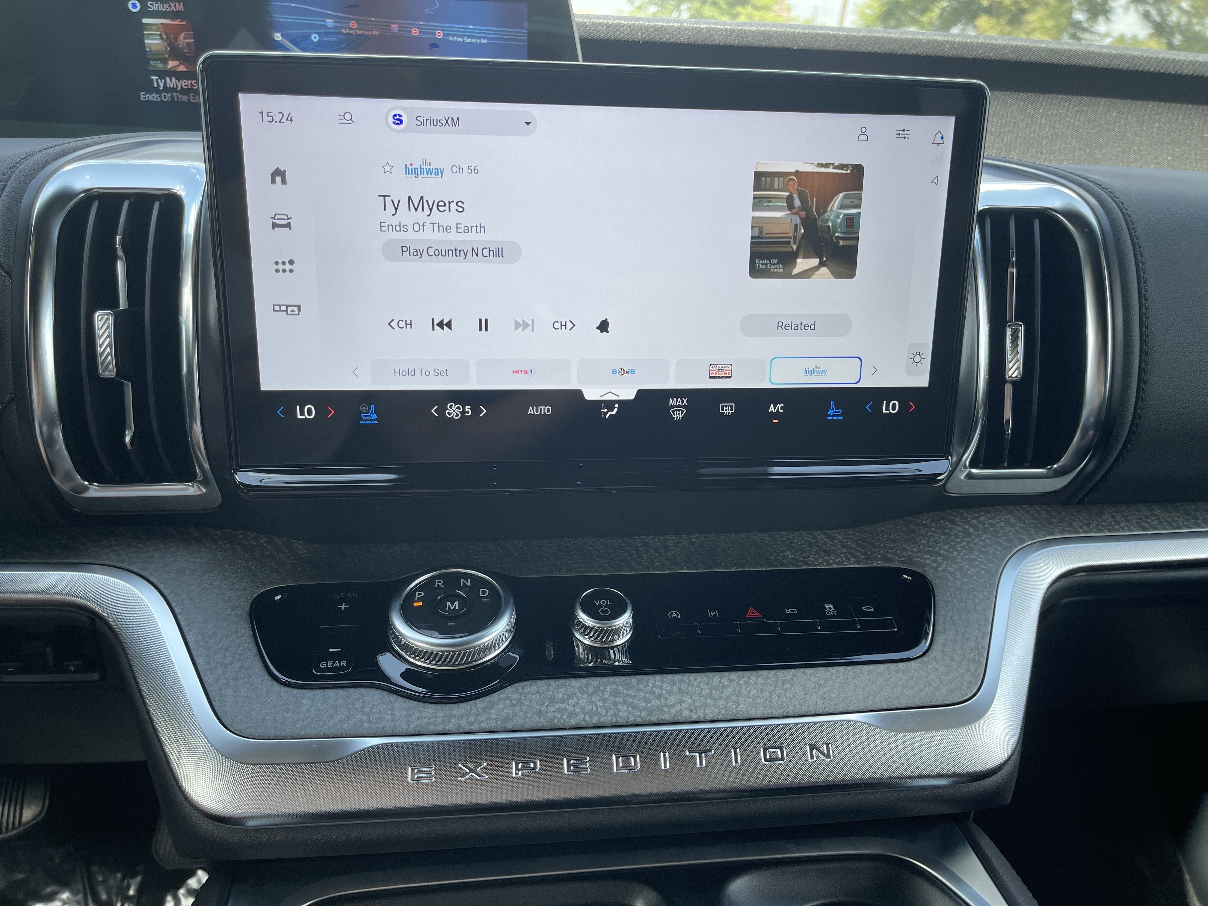 2027 Ford Expedition Tremor