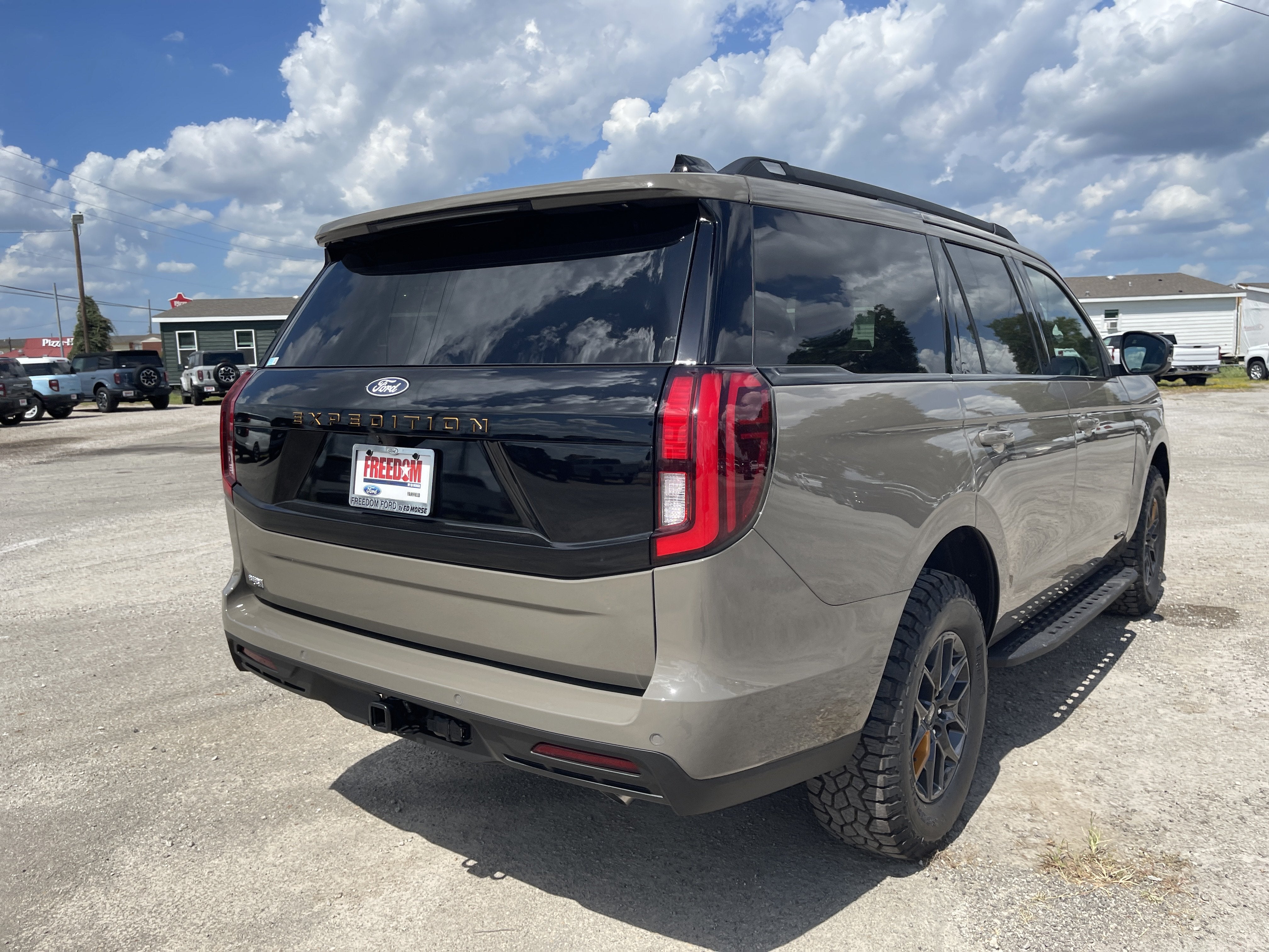 2027 Ford Expedition Tremor