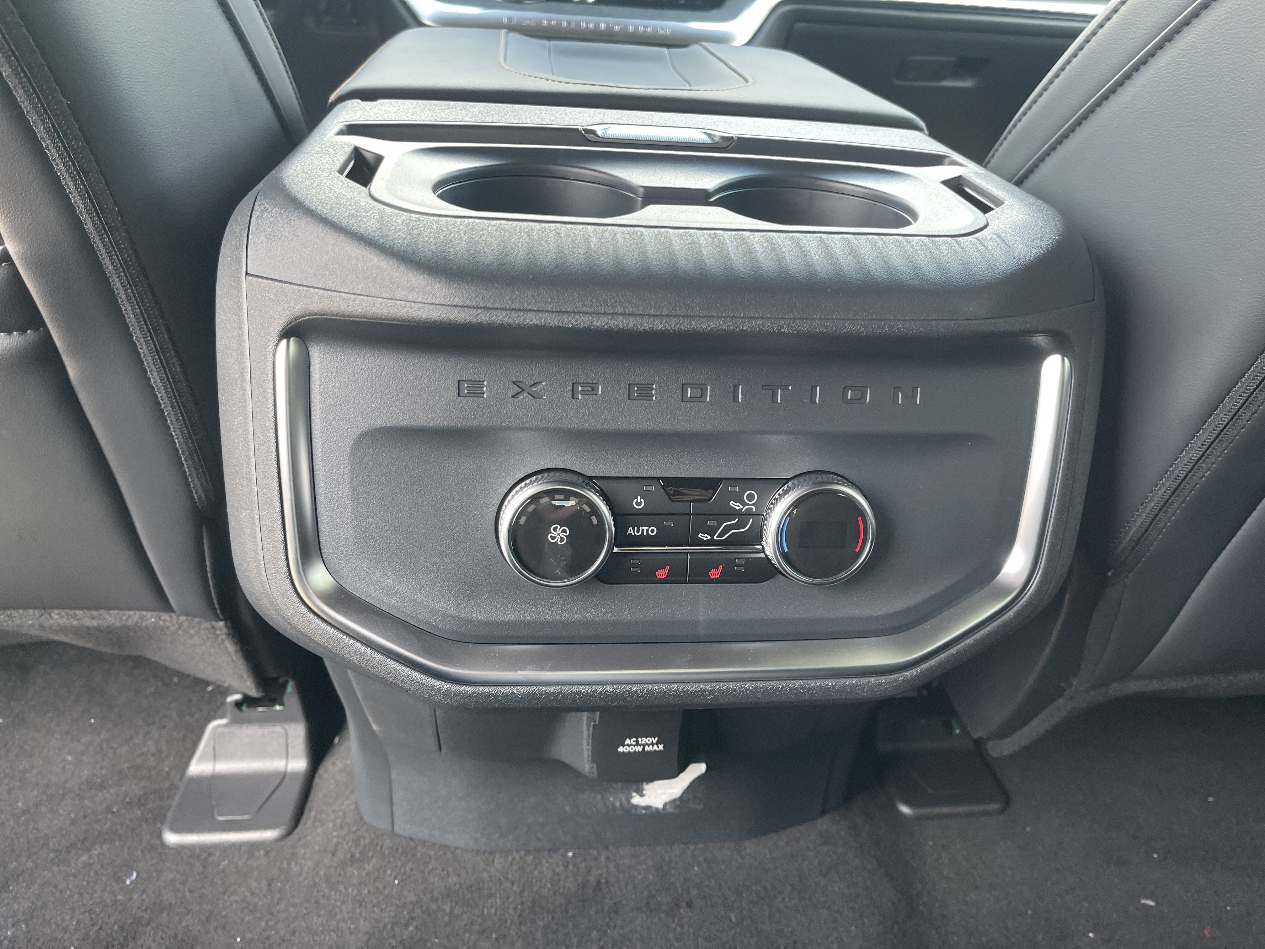 2027 Ford Expedition Tremor