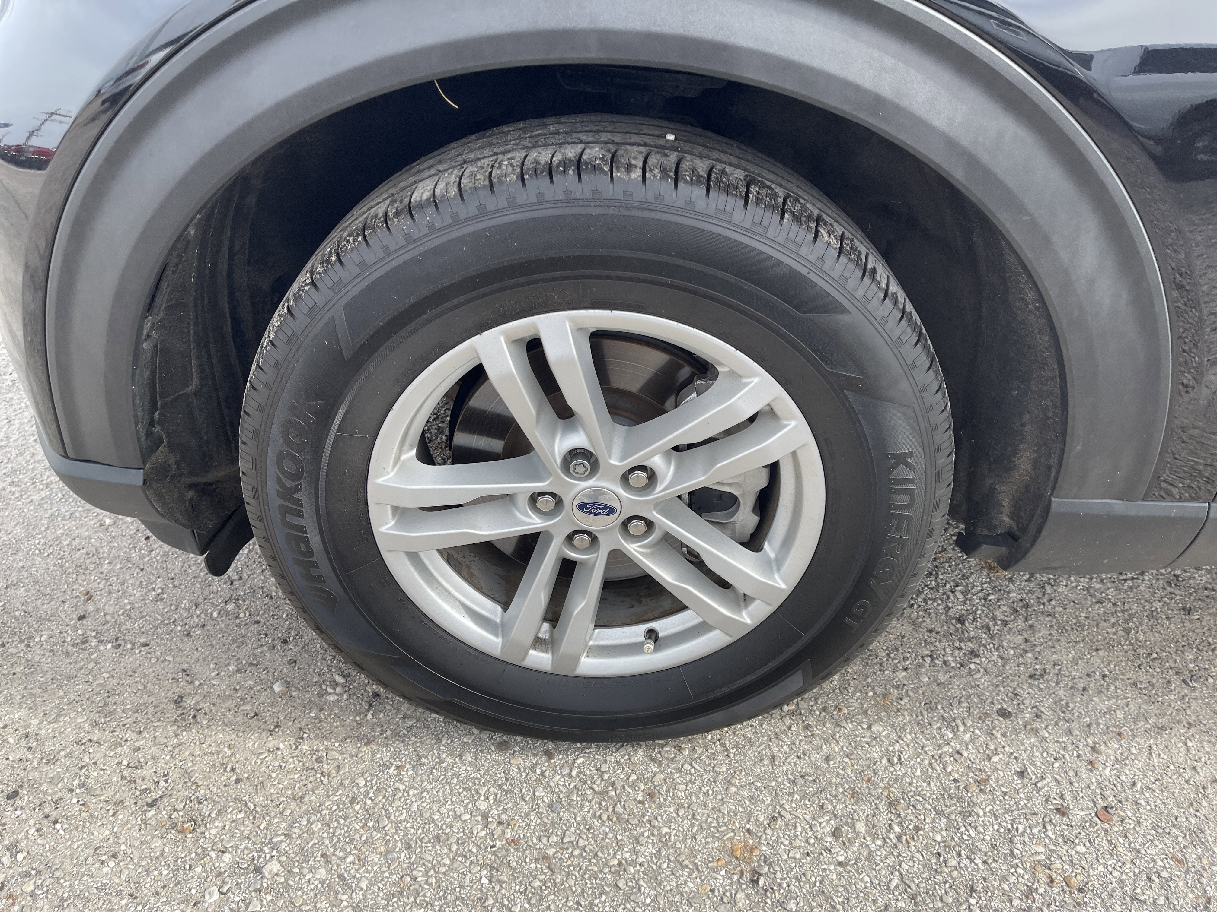 2023 Ford Explorer Base