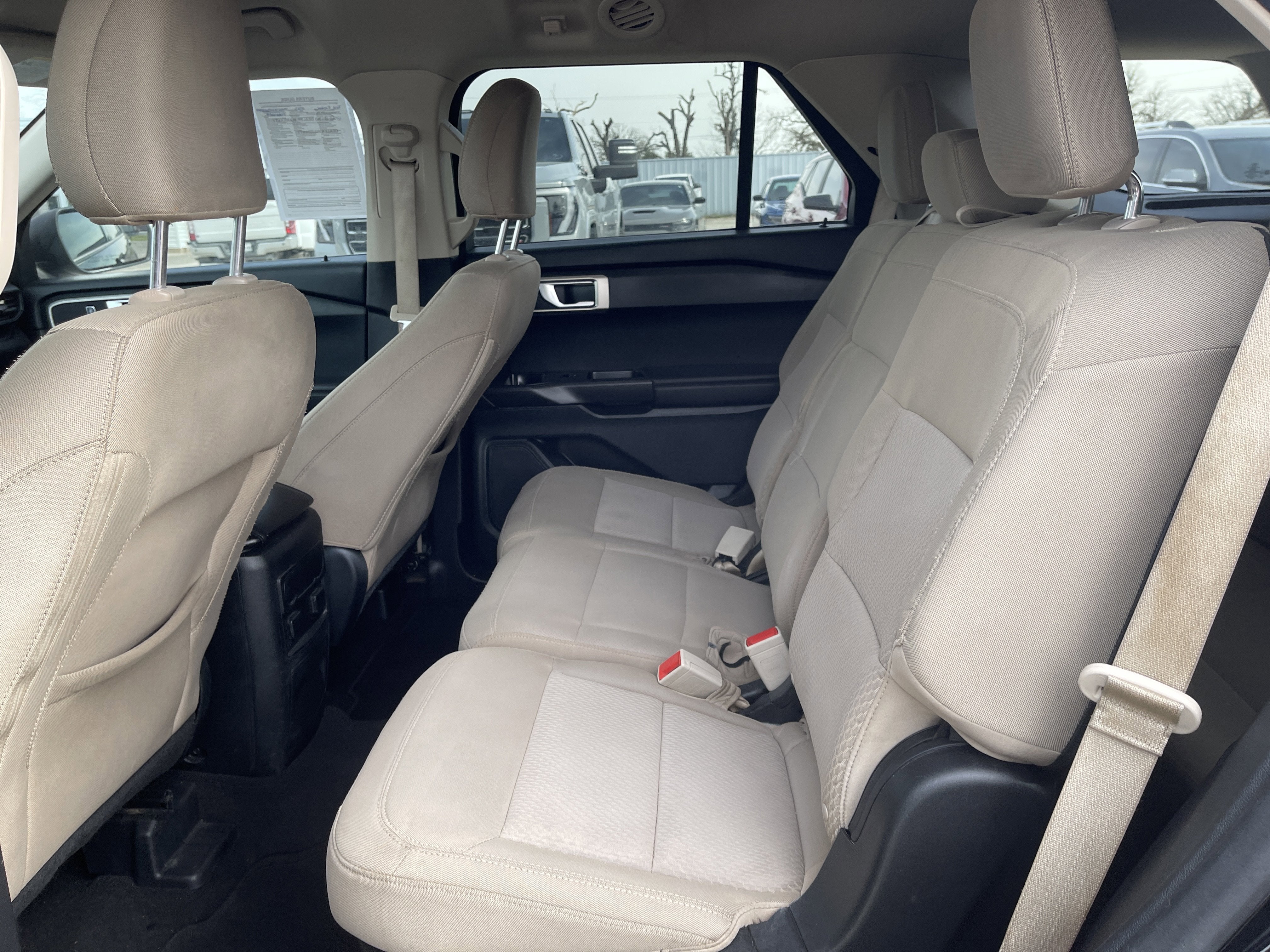 2023 Ford Explorer Base