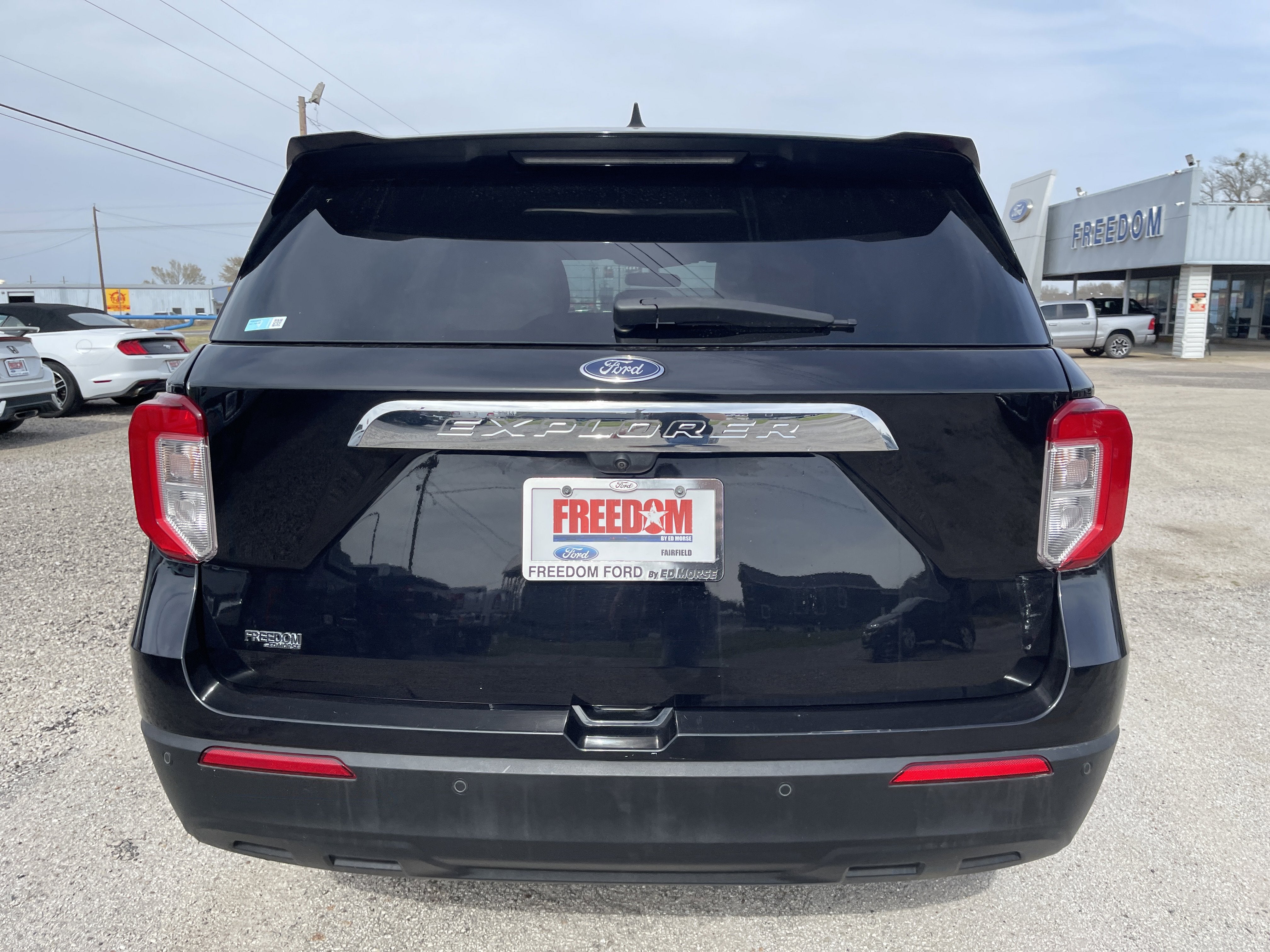 2023 Ford Explorer Base