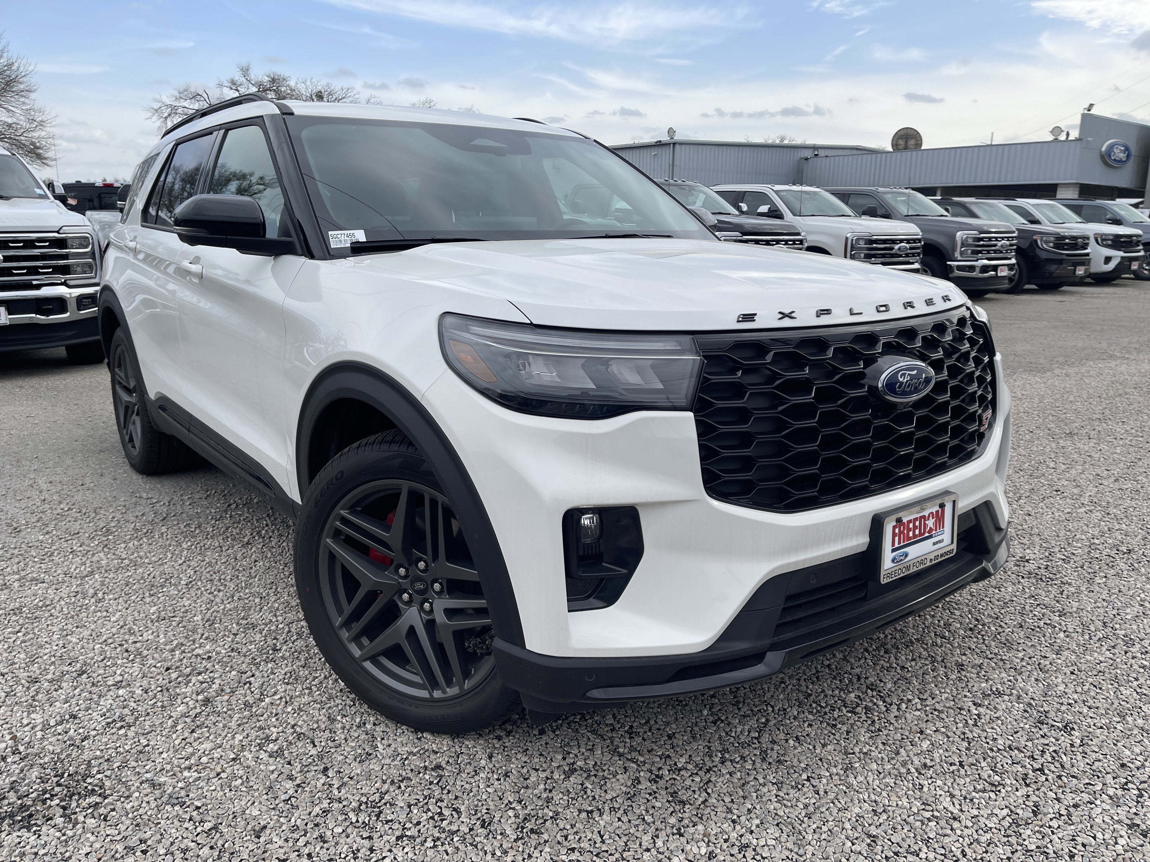 2025 Ford Explorer ST