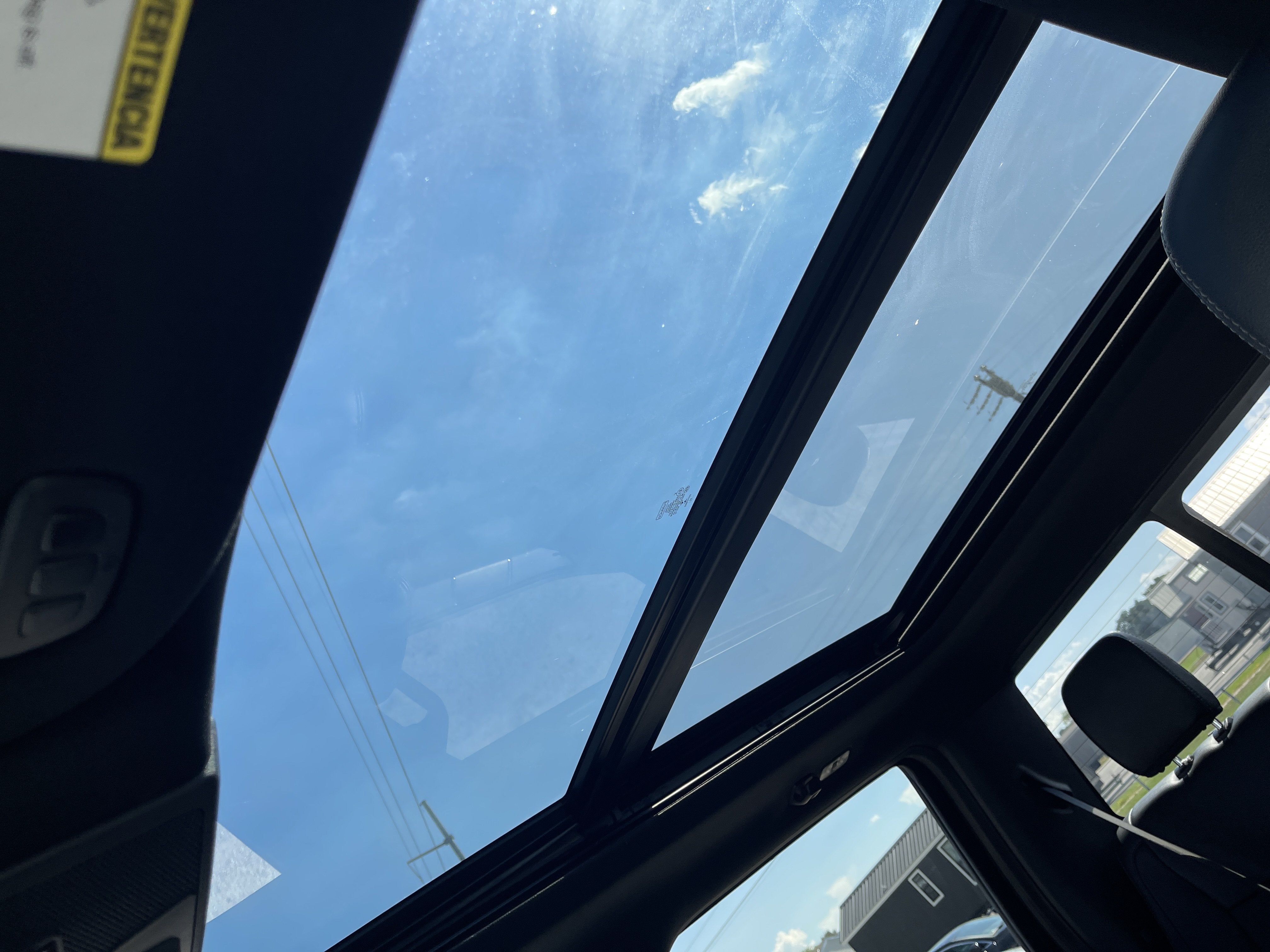 2022 Ford Super Duty F-250 SRW LARIAT