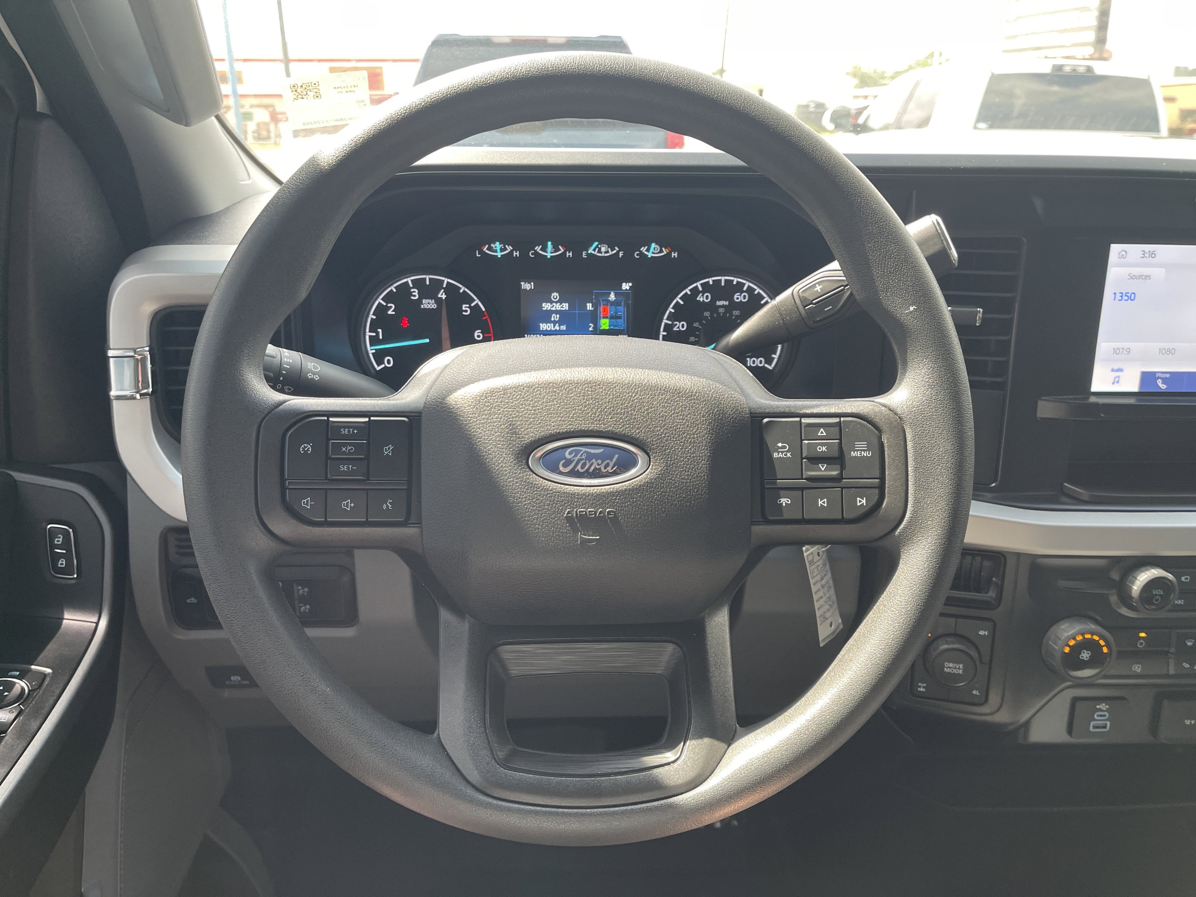 2025 Ford Super Duty F-250 SRW XL
