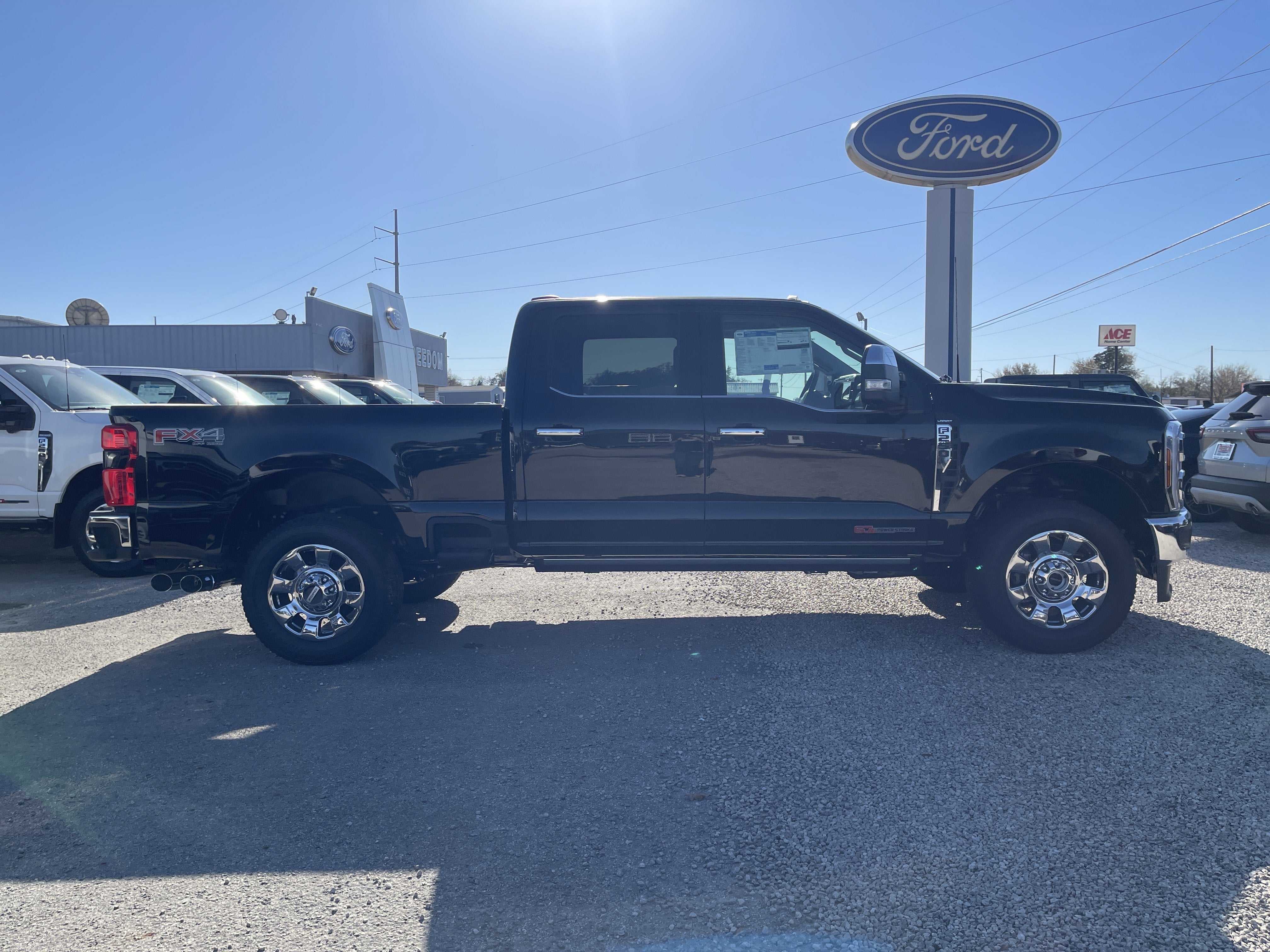 2026 Ford Super Duty F-250 SRW LARIAT