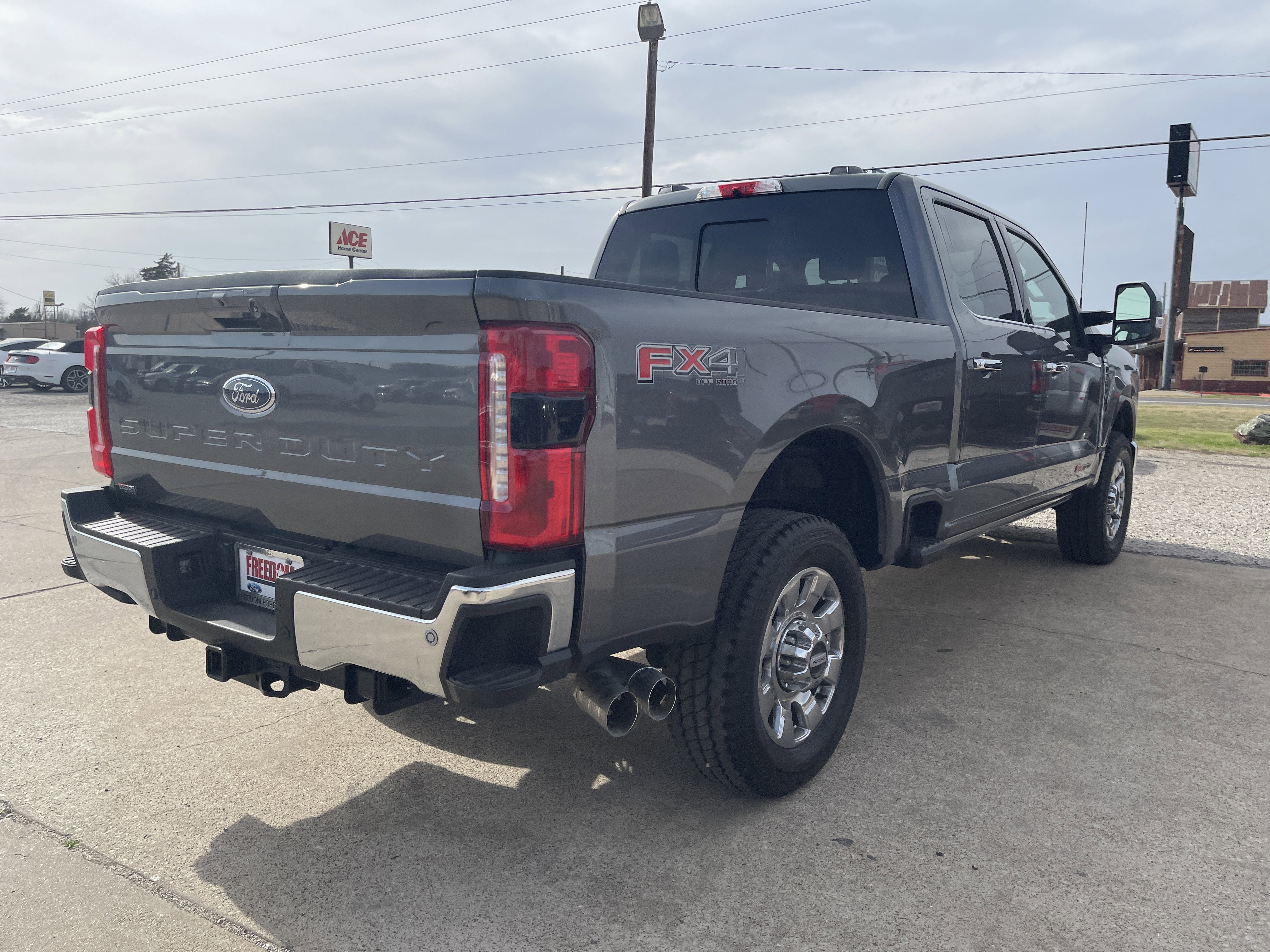 2026 Ford Super Duty F-250 SRW LARIAT