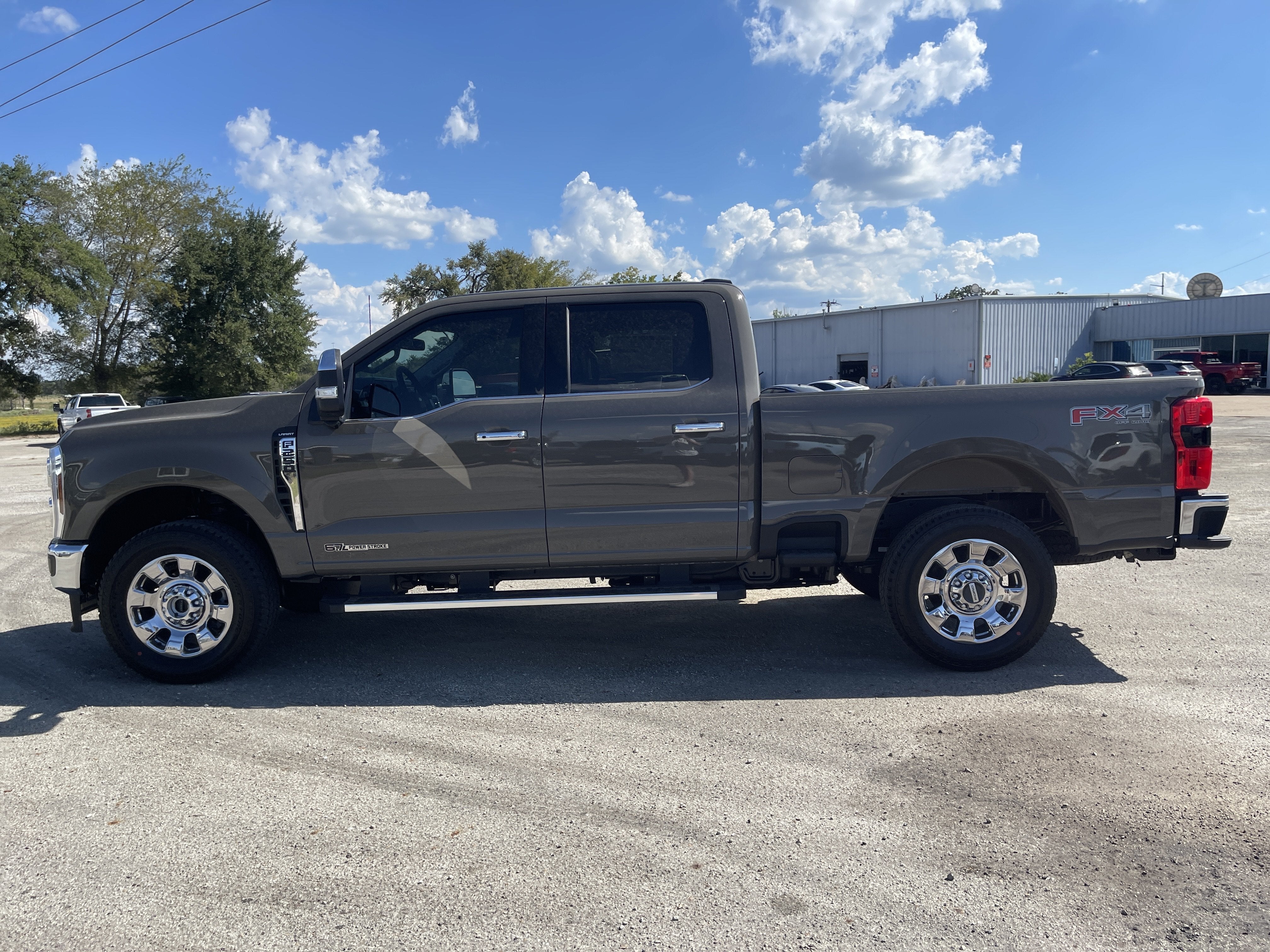2026 Ford Super Duty F-250 SRW LARIAT