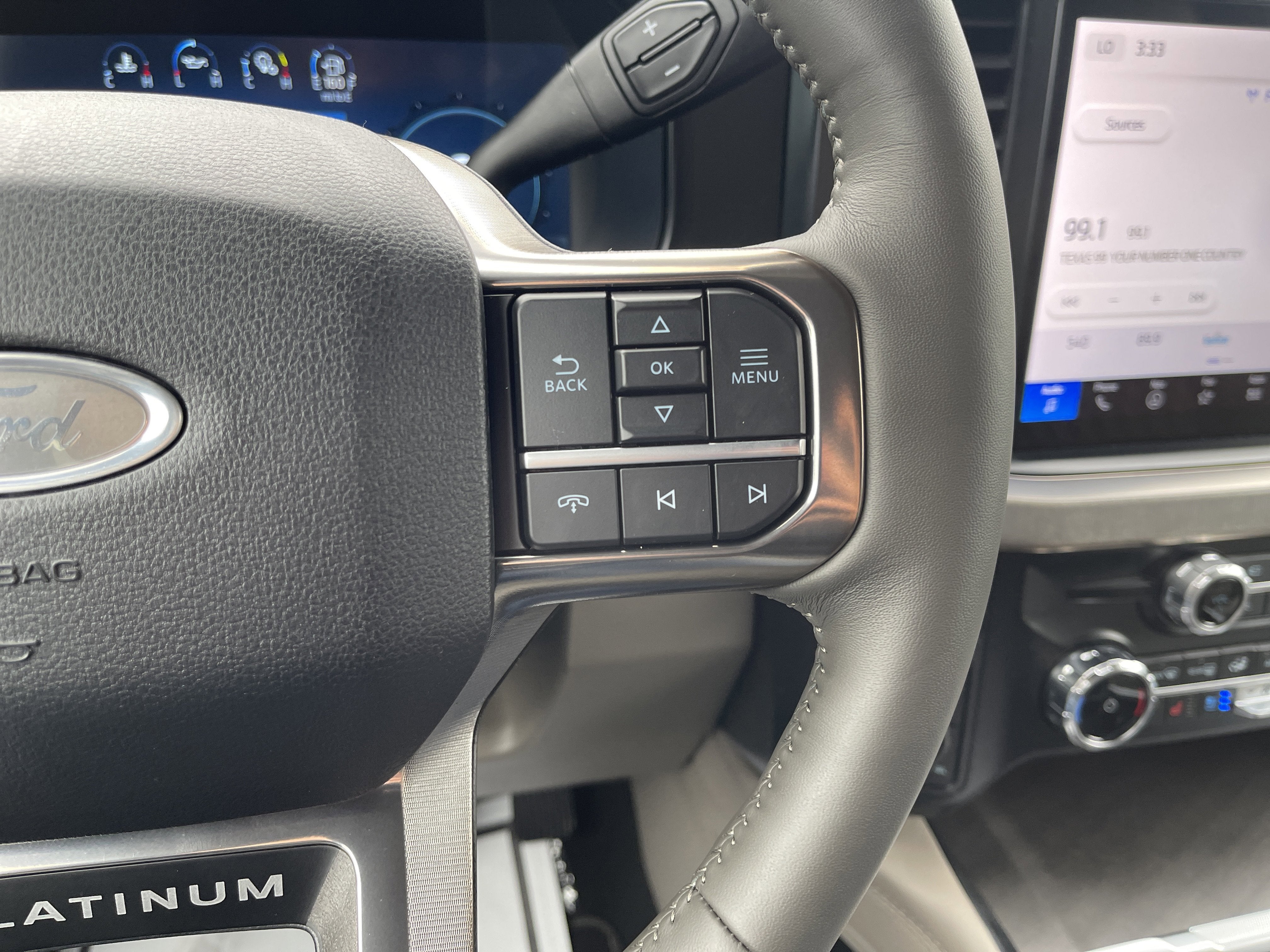 2026 Ford Super Duty F-350 SRW Platinum