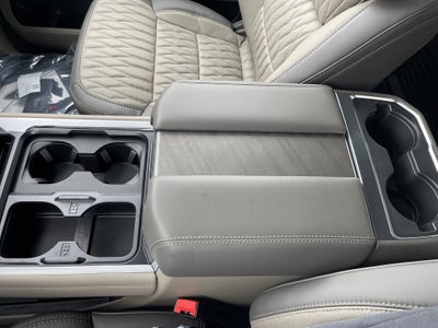 2026 Ford Super Duty F-350 SRW Platinum