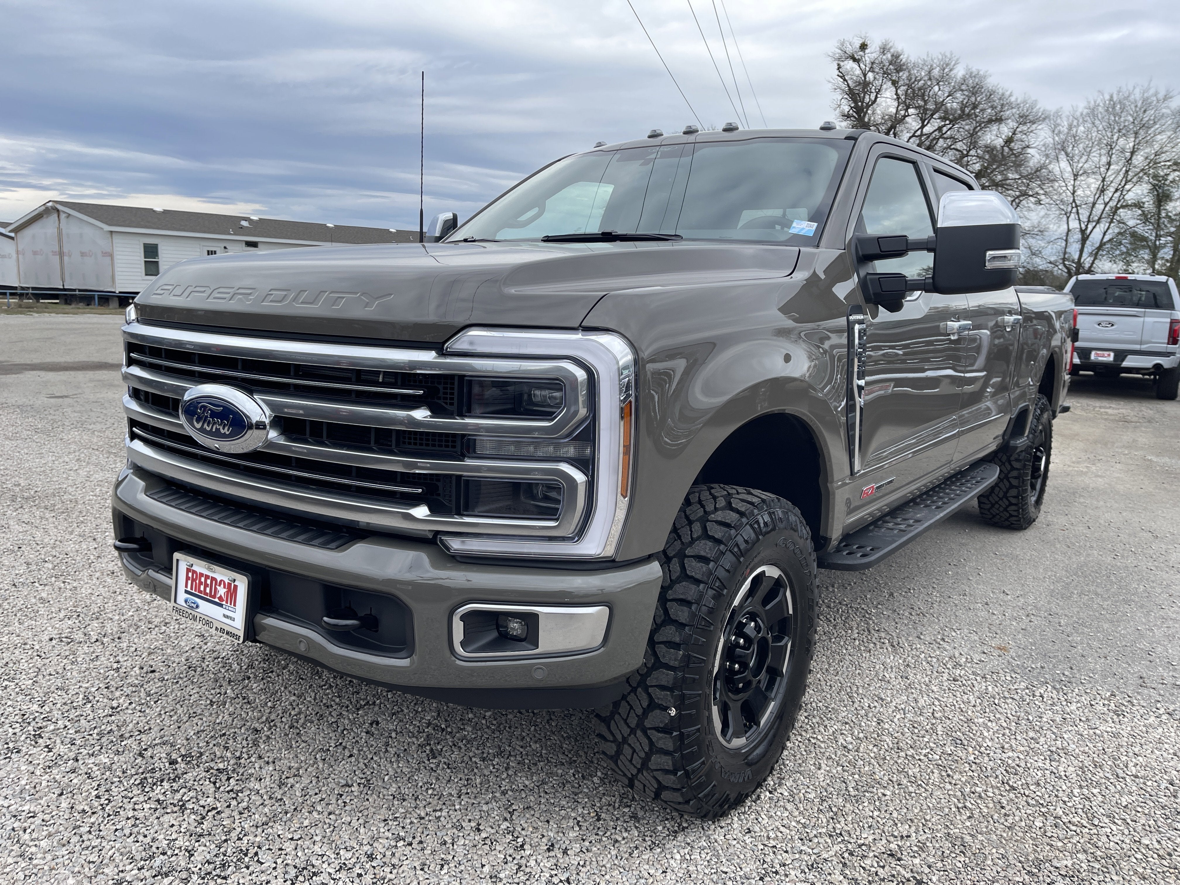 2026 Ford Super Duty F-350 SRW Platinum