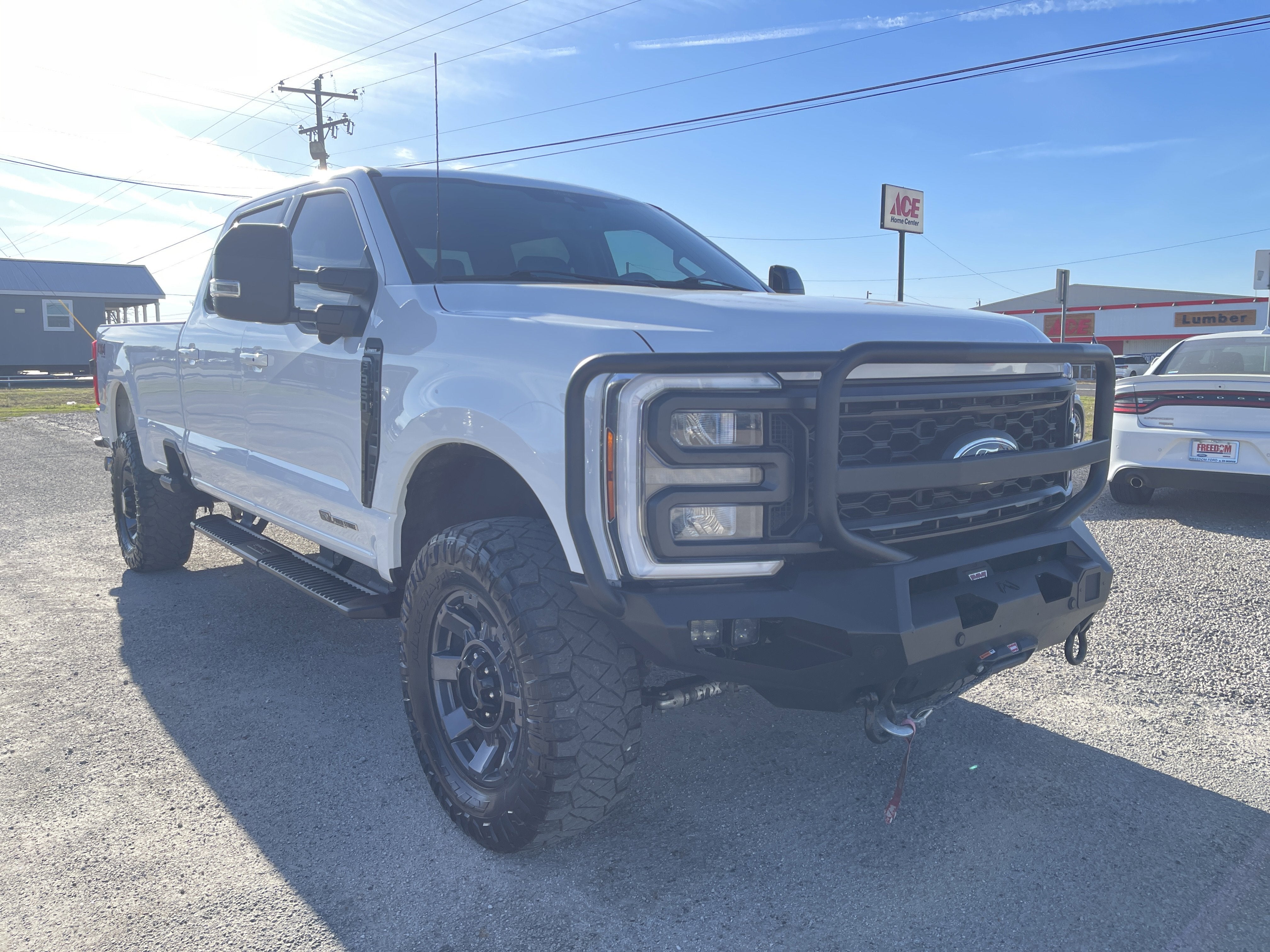 2024 Ford Super Duty F-350 SRW LARIAT