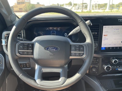 2027 Ford Super Duty F-350 DRW F-350® Lariat®