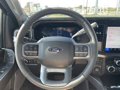 2027 Ford Super Duty F-350 DRW LARIAT
