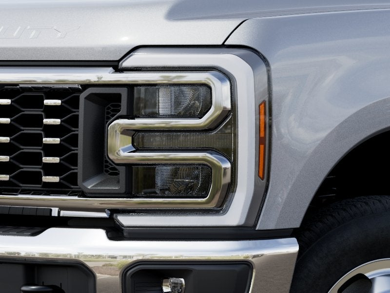 2027 Ford Super Duty F-350 DRW F-350® Lariat®