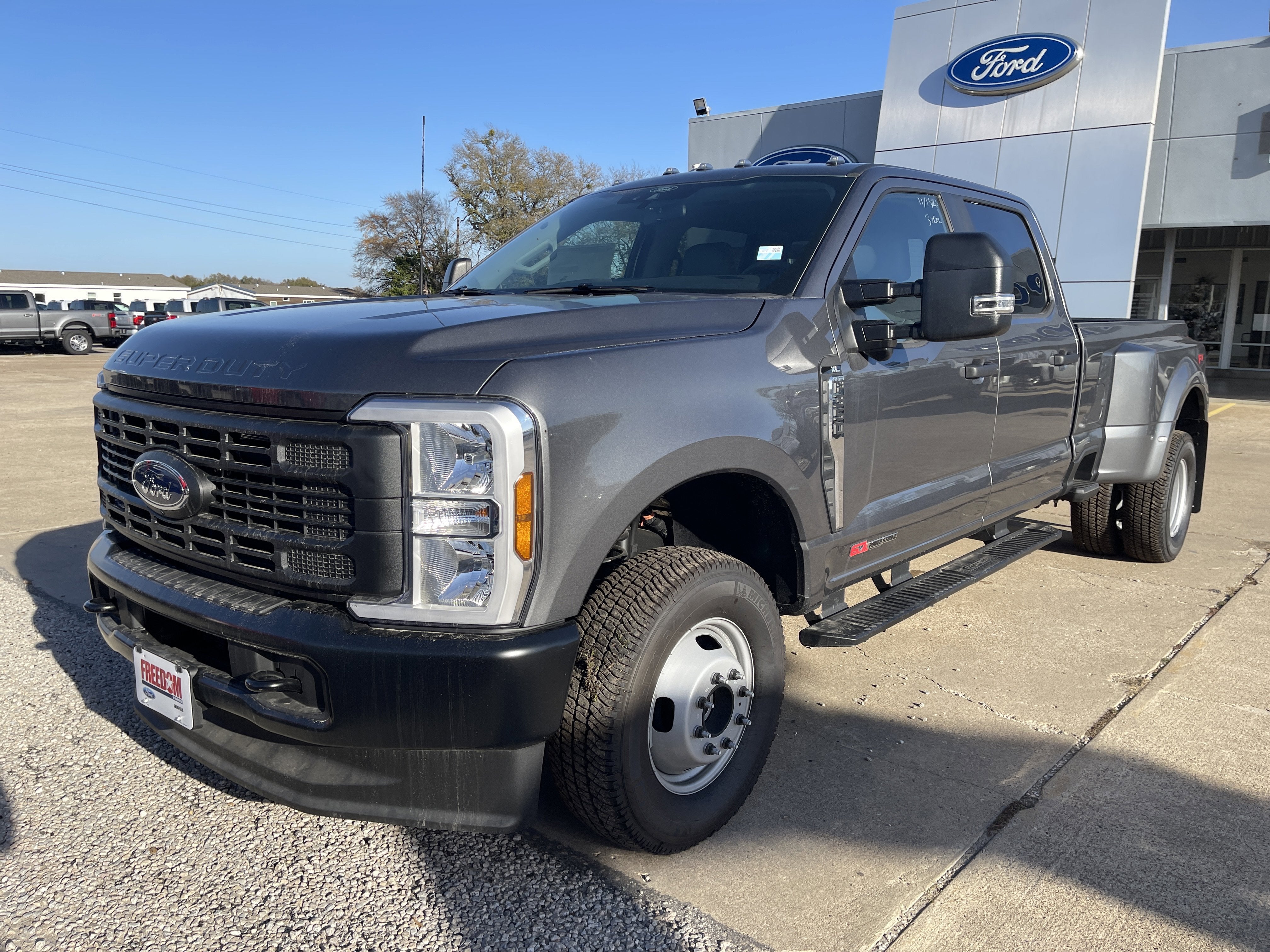2026 Ford Super Duty F-350 DRW XL