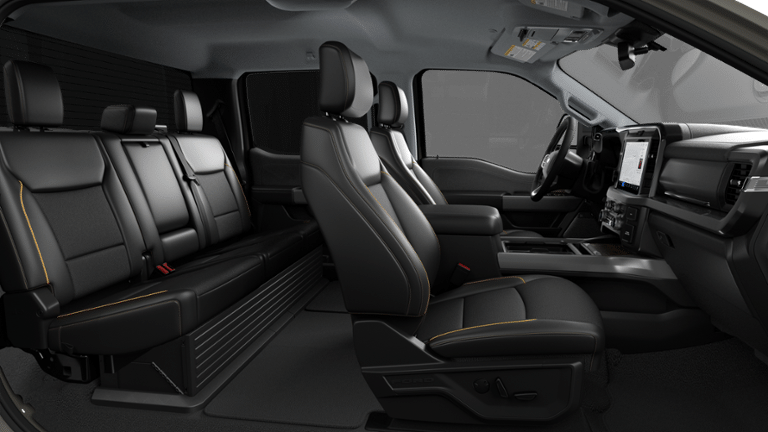 2027 Ford Super Duty F-350 DRW F-350® Lariat®