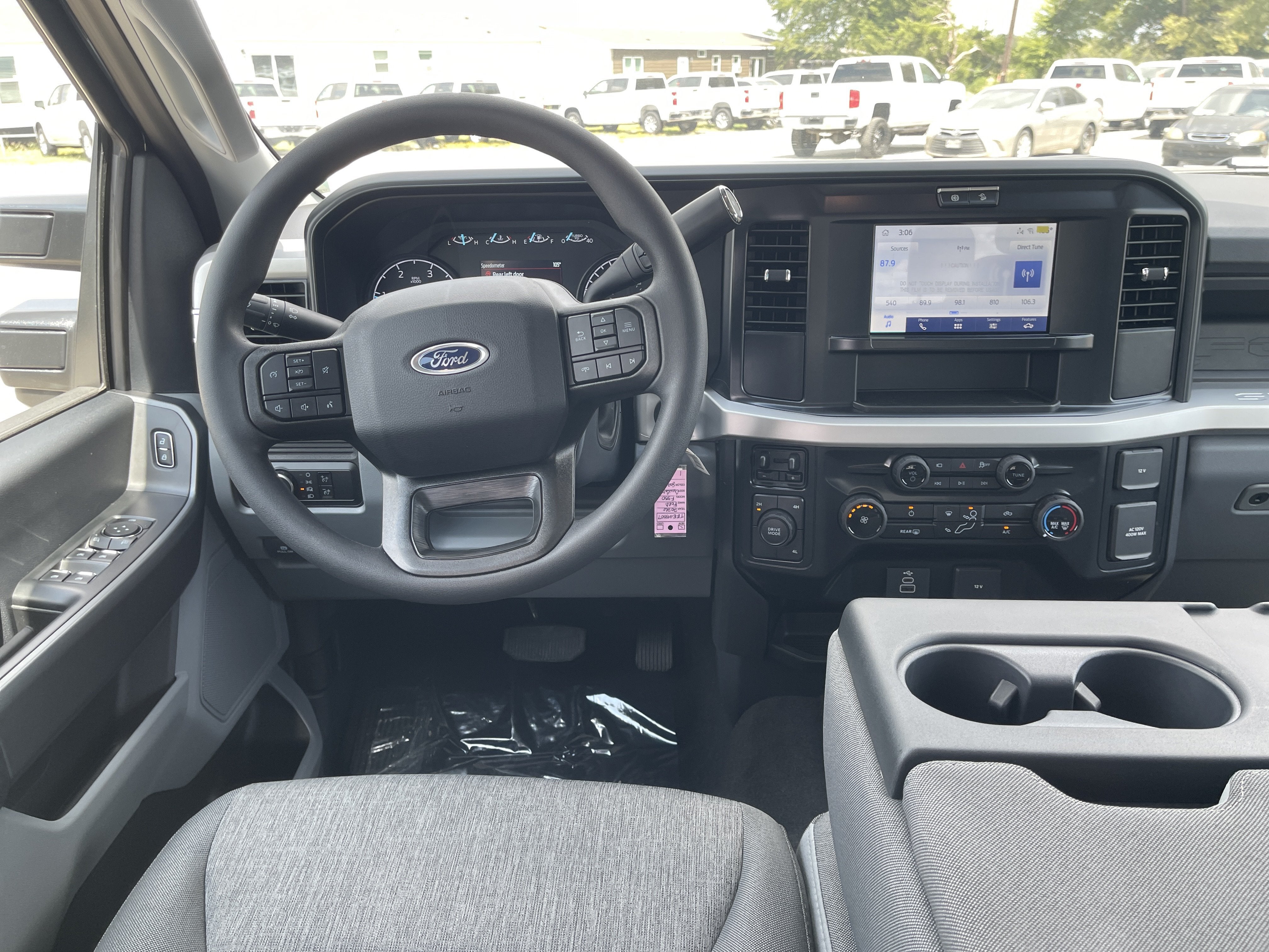 2026 Ford Super Duty F-350 DRW XL