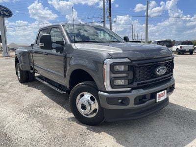 2026 Ford Super Duty F-350 DRW XL