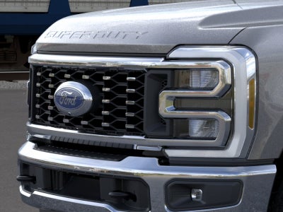 2026 Ford Super Duty F-350 DRW LARIAT