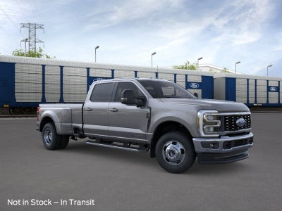 2026 Ford Super Duty F-350 DRW LARIAT