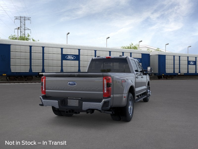 2026 Ford Super Duty F-350 DRW LARIAT