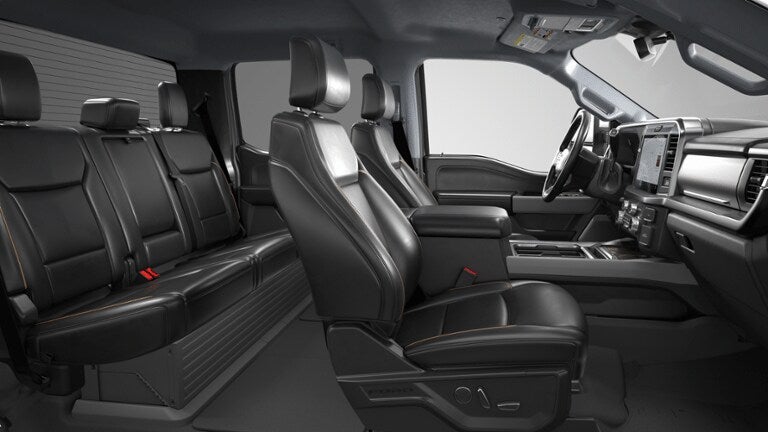 2026 Ford Super Duty F-350 DRW LARIAT