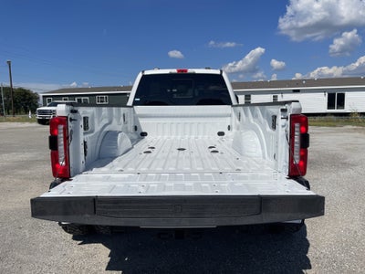 2026 Ford Super Duty F-350 DRW LARIAT